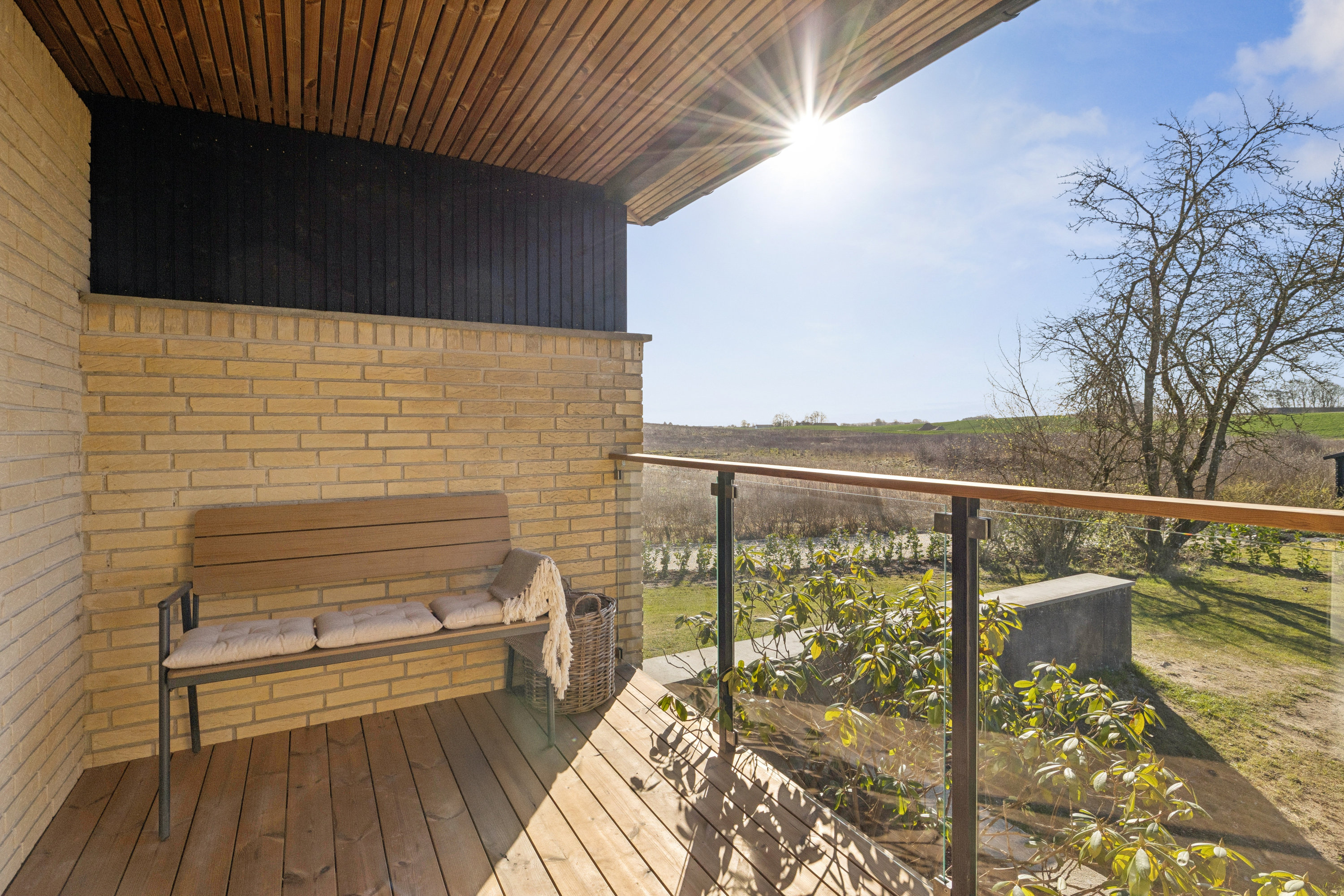 Fremhævet terrasse billede i fuldskærmstilstand. Billede af Skoletoften 28, Virring, 8660 Skanderborg