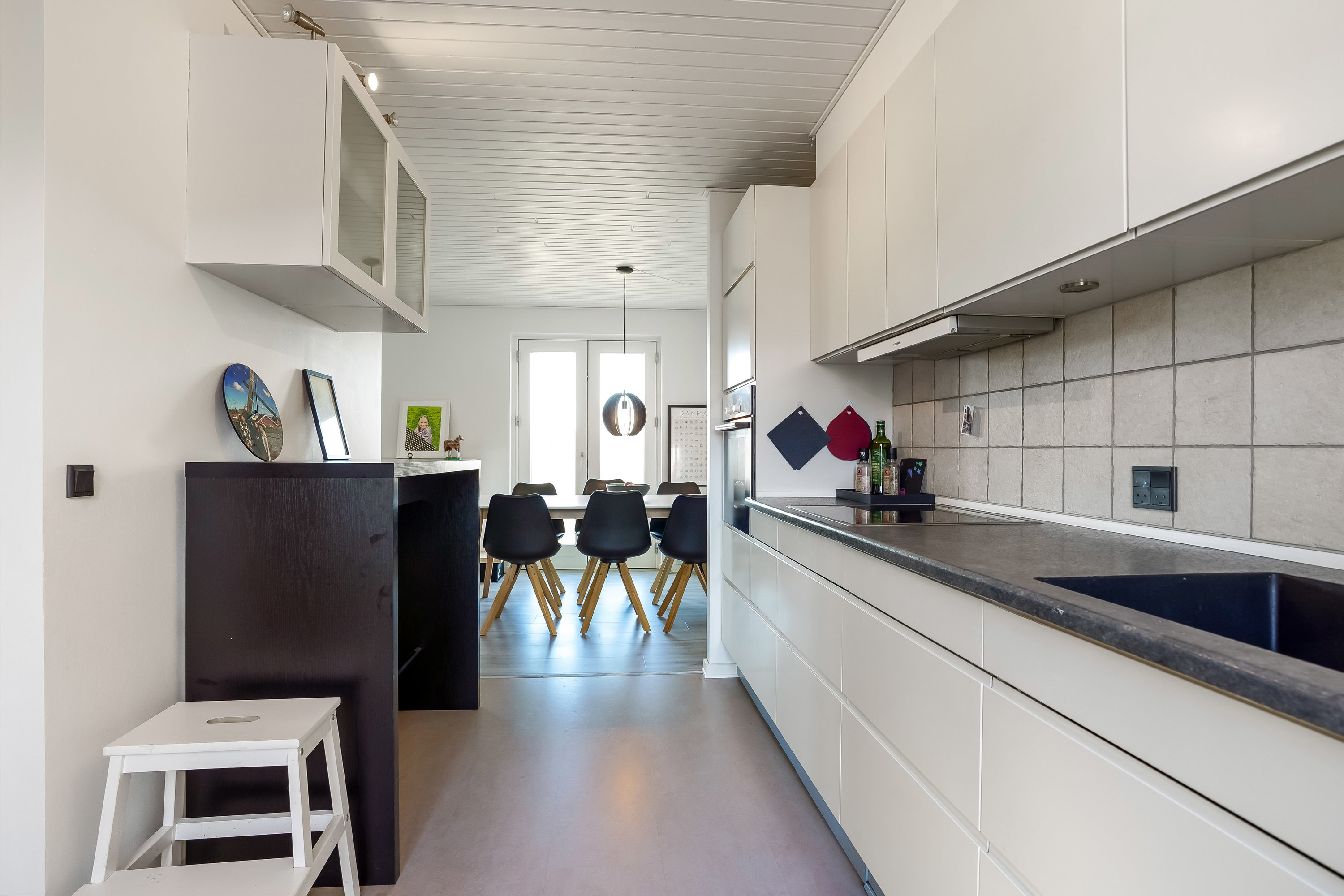 Fremhævet køkken billede i fuldskærmstilstand. Billede af Bakkelyparken 68, 7100 Vejle