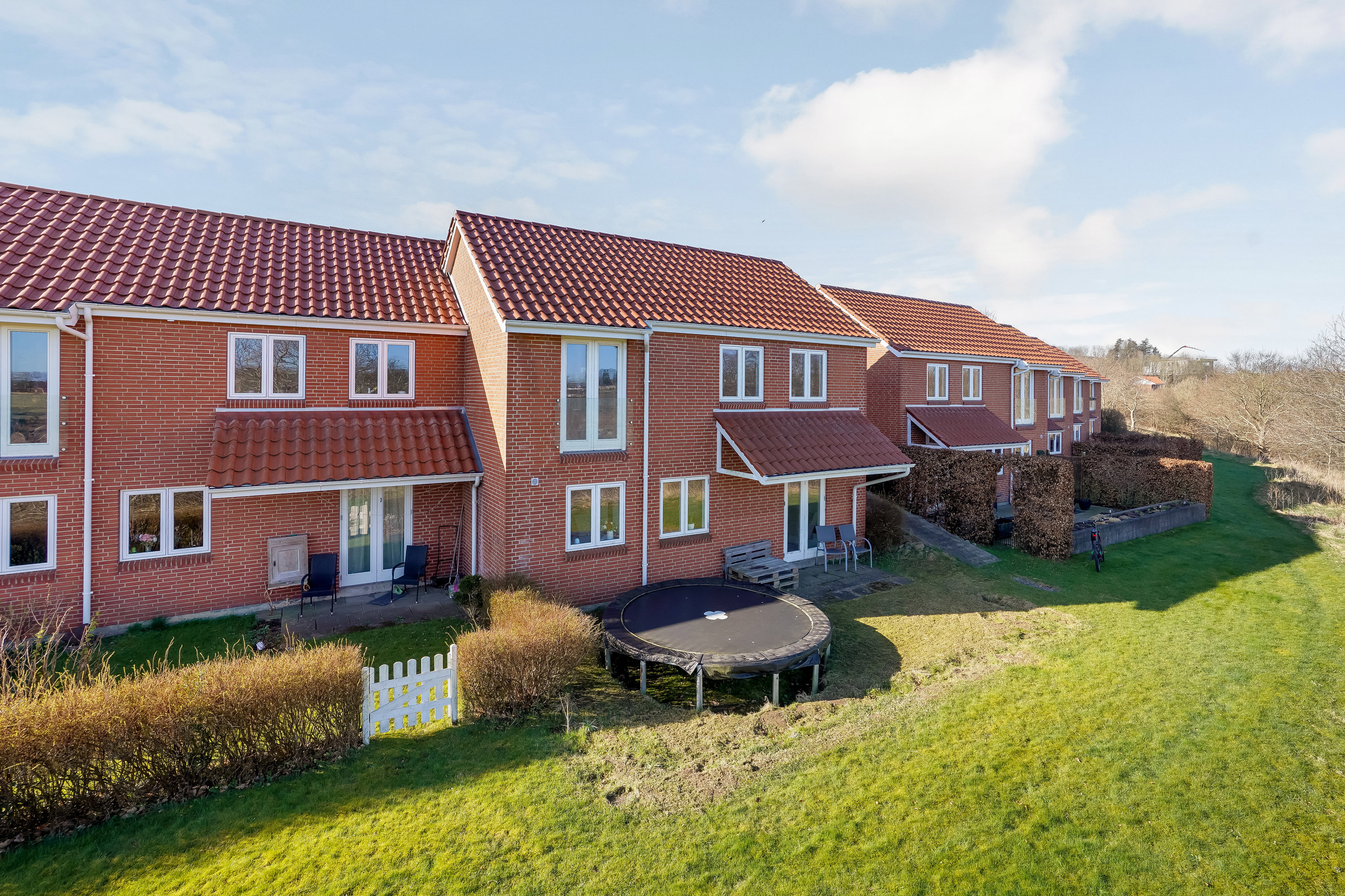 Fremhævet ejendommen billede i fuldskærmstilstand. Billede af Bakkelyparken 68, 7100 Vejle