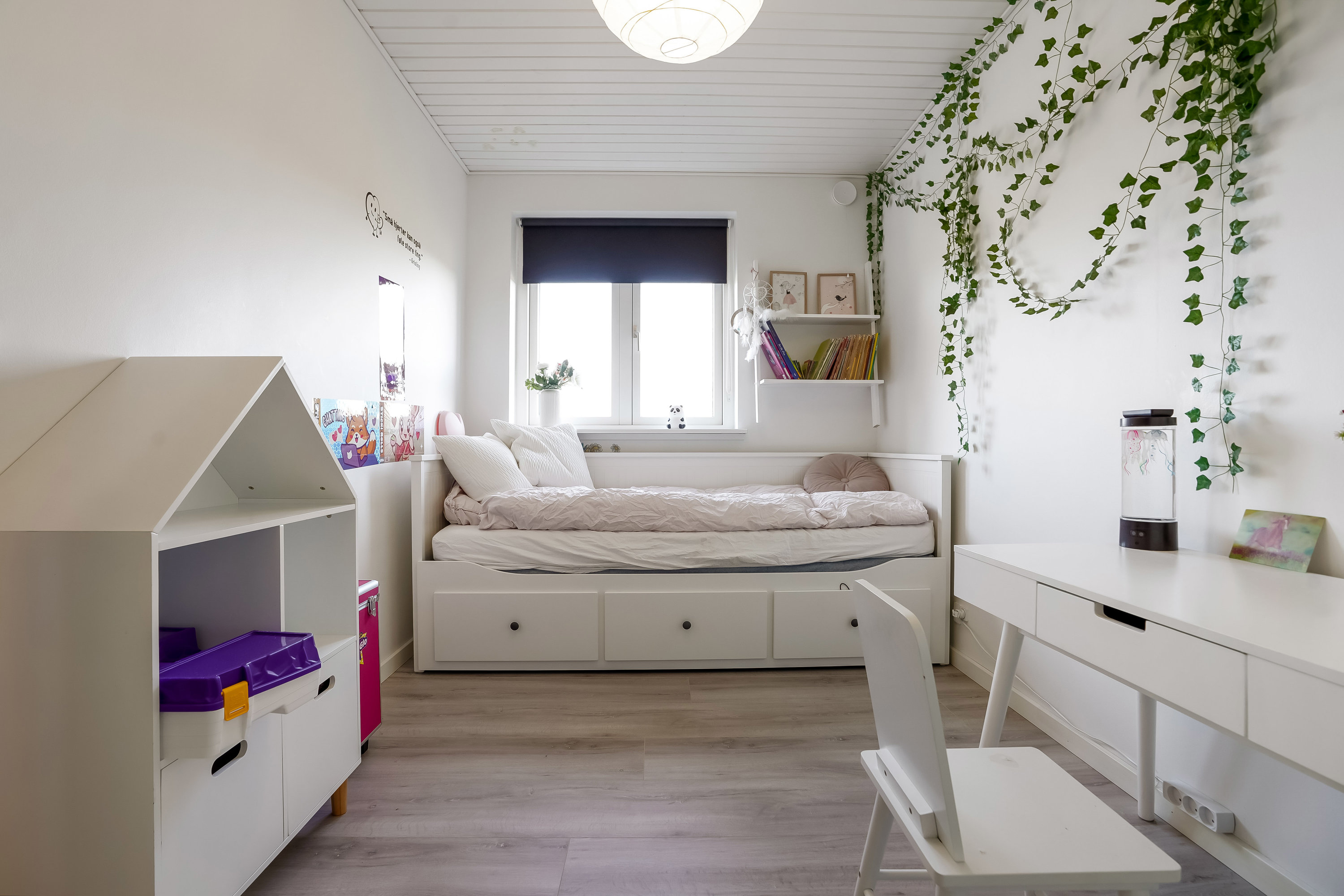 Fremhævet værelse billede i fuldskærmstilstand. Billede af Bakkelyparken 68, 7100 Vejle