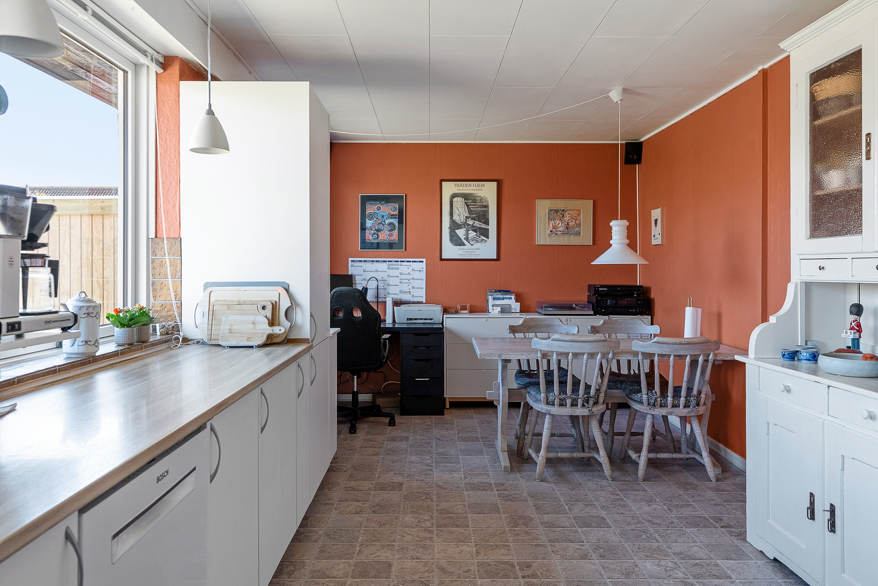 Fremhævet køkken billede i fuldskærmstilstand. Billede af Anderupvænget 25, Anderup, 5270 Odense N