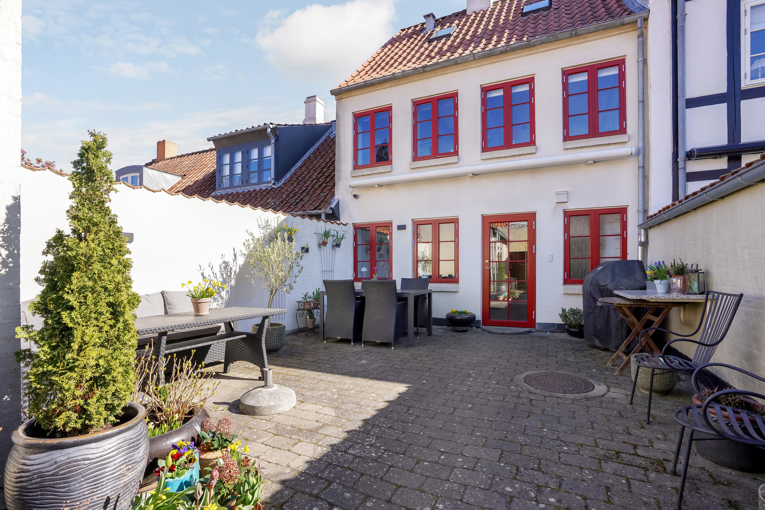 Fremhævet terrasse billede i fuldskærmstilstand. Billede af Ramsherred 20, 5000 Odense C