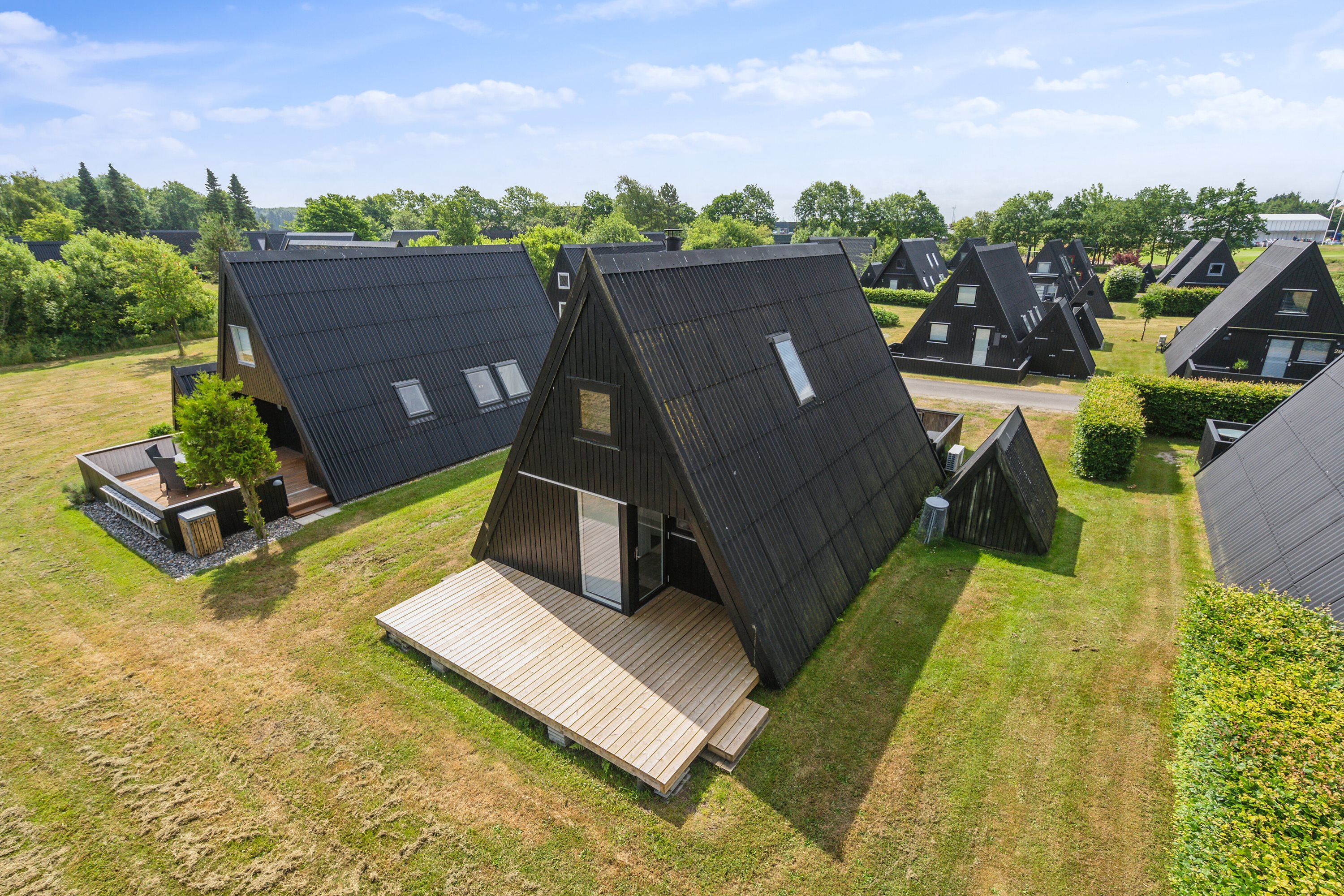 Fremhævet set fra haven billede i fuldskærmstilstand. Billede af Golfsvinget 258, Gatten, 9640 Farsø