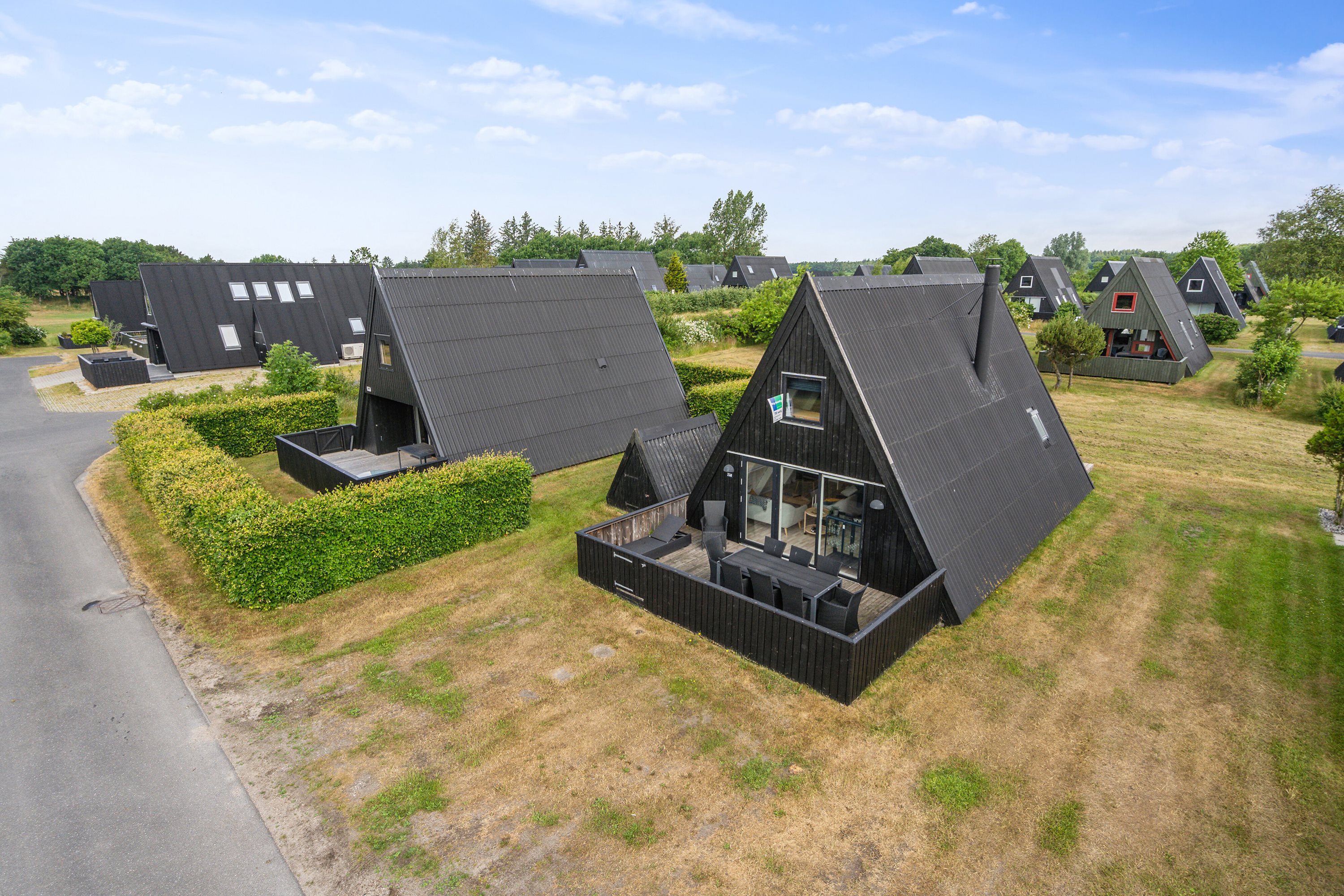 Fremhævet set fra haven billede i fuldskærmstilstand. Billede af Golfsvinget 258, Gatten, 9640 Farsø