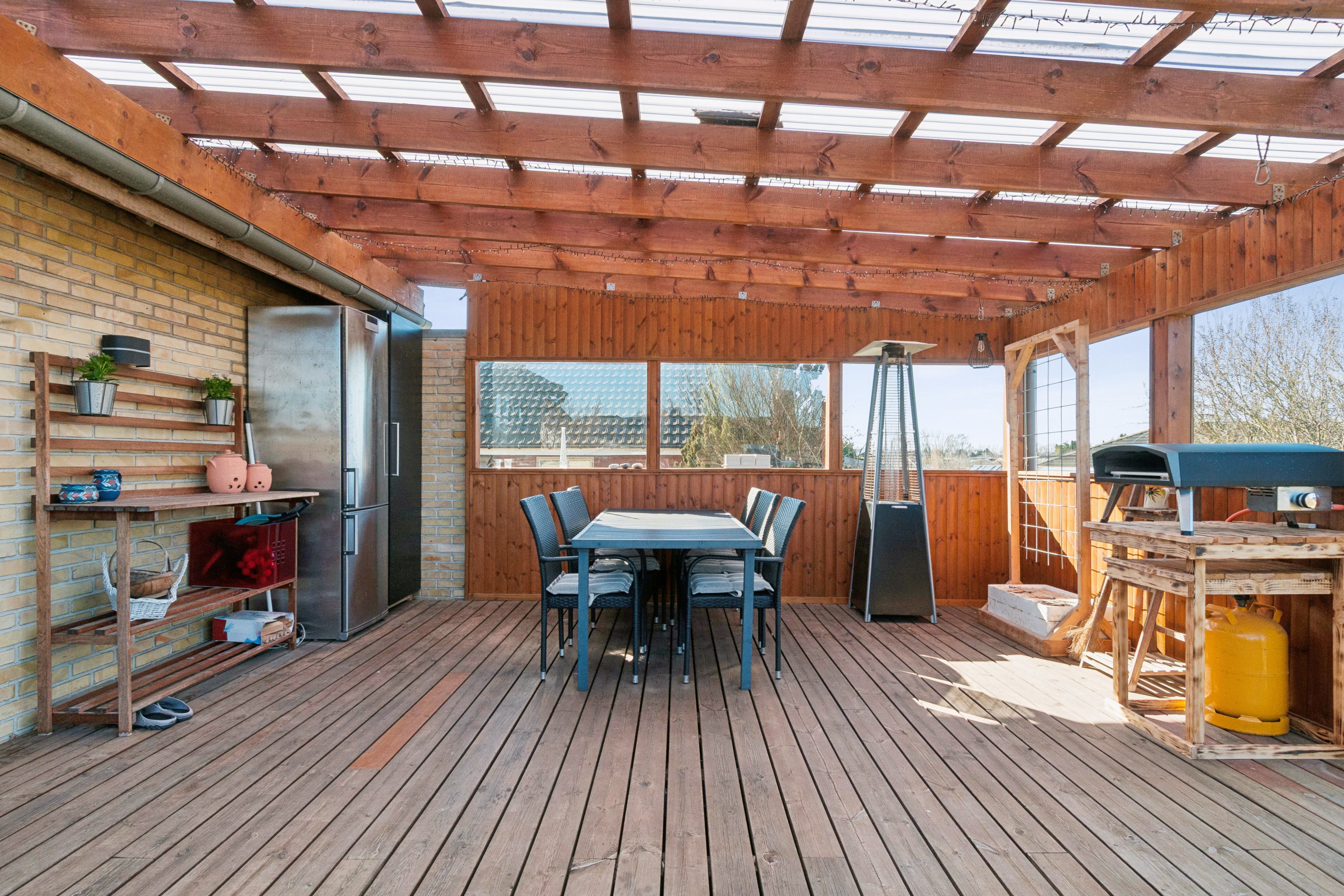 Fremhævet terrasse billede i fuldskærmstilstand. Billede af Talosvej 14, 2770 Kastrup