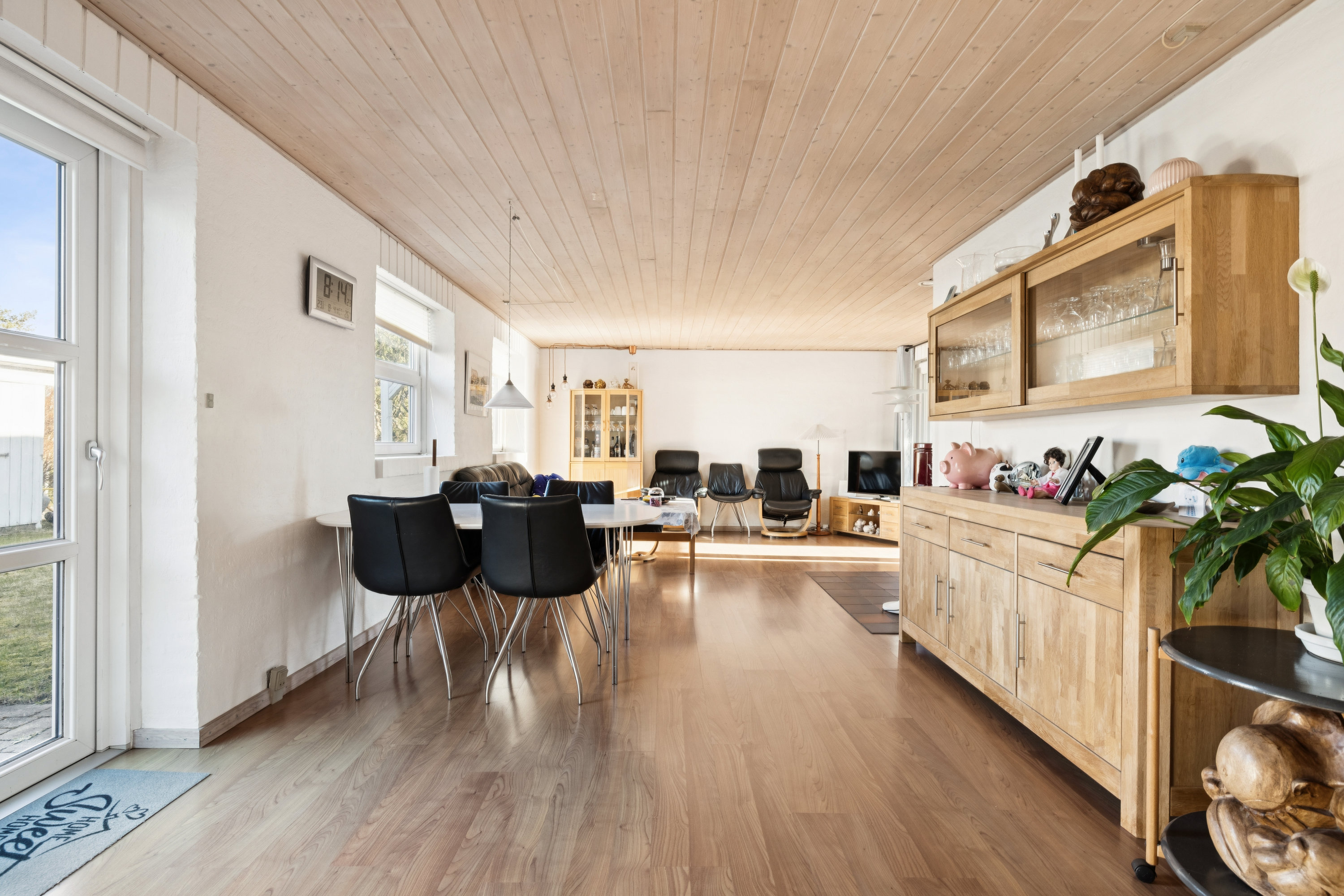 Fremhævet stue billede i fuldskærmstilstand. Billede af Fægangsvej 8, Bønnerup Strand, 8585 Glesborg