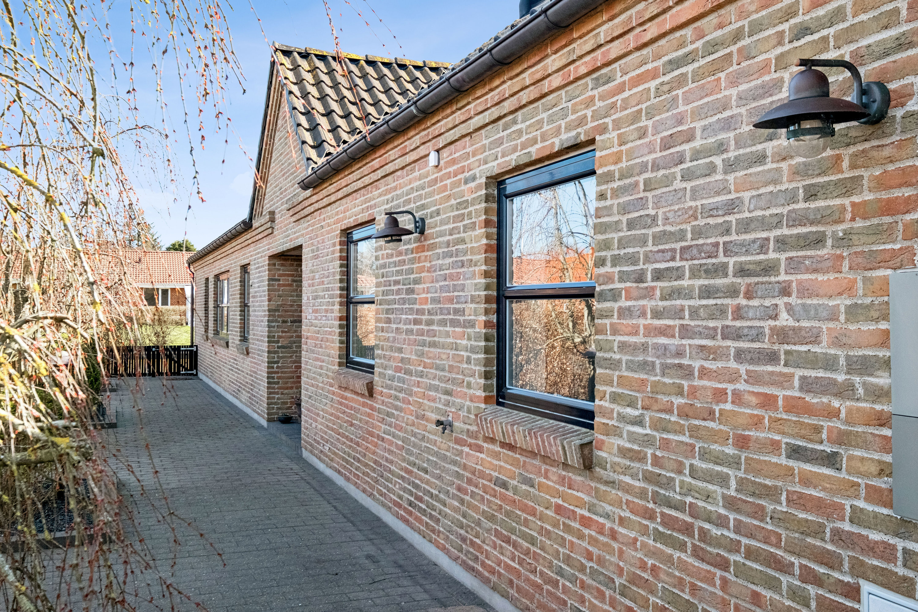 Fremhævet entré billede i fuldskærmstilstand. Billede af Digevænget 10, Bjergby, 9800 Hjørring