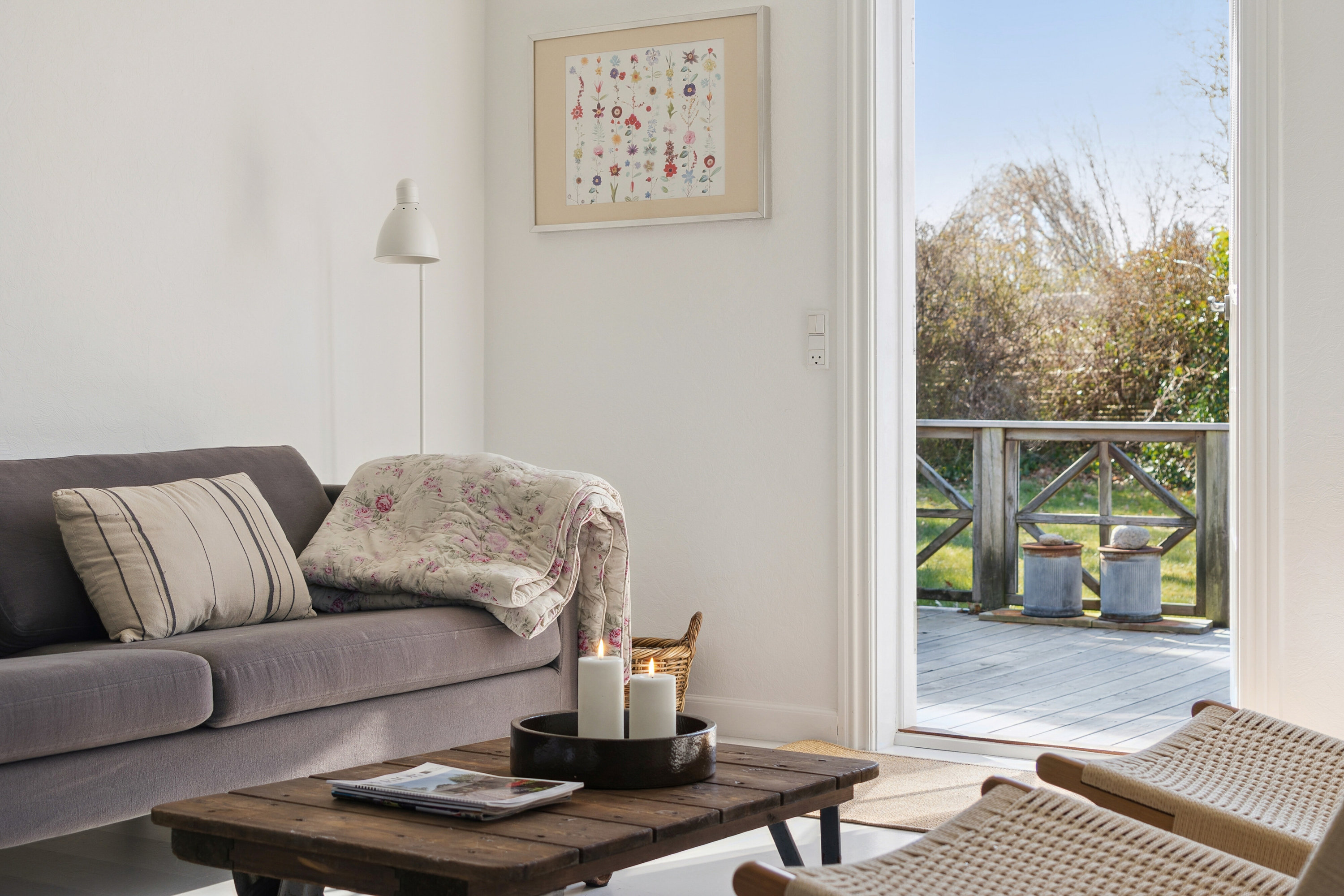 Fremhævet stue billede i fuldskærmstilstand. Billede af Spurvevej 21, 3100 Hornbæk