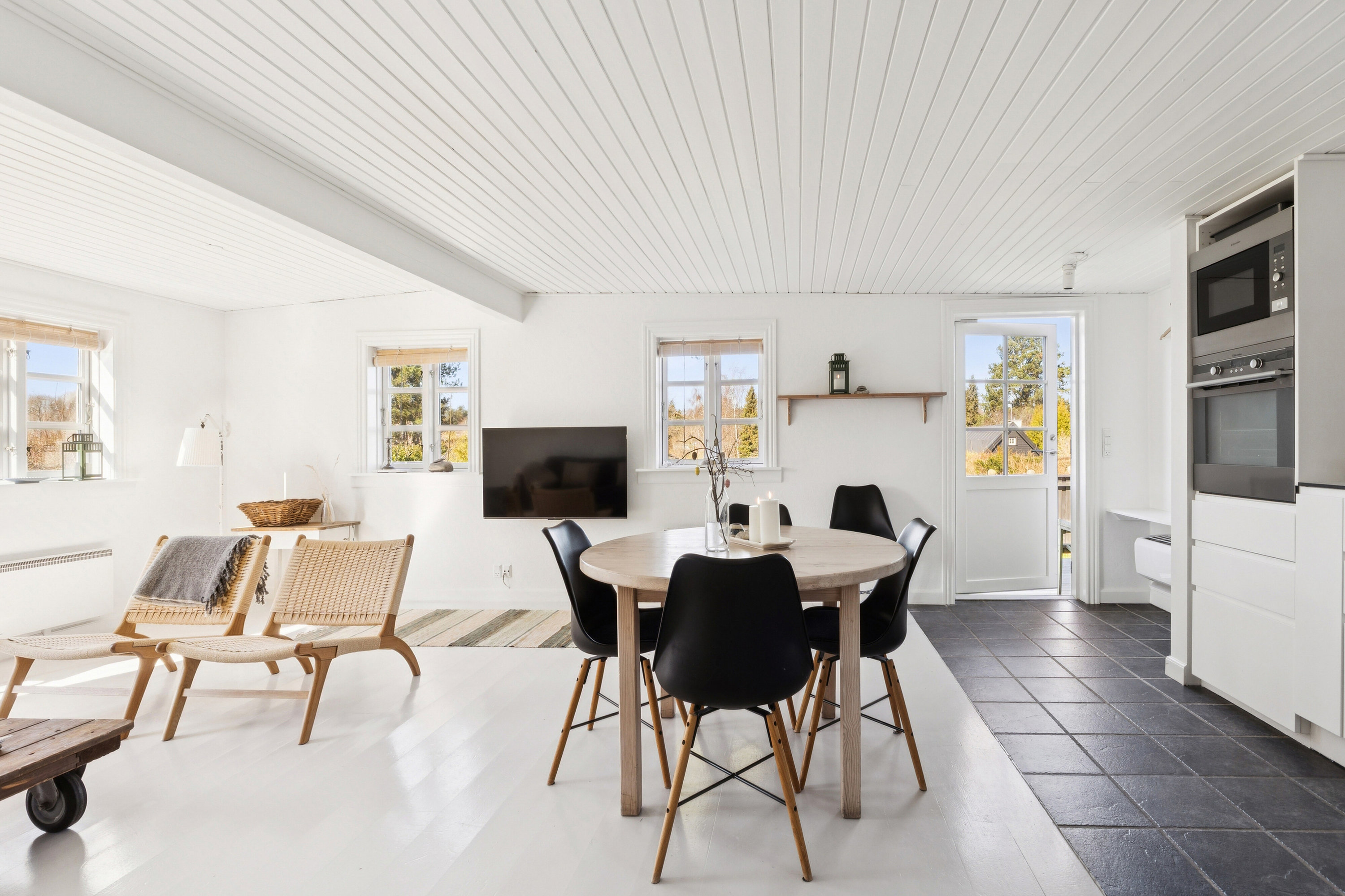 Fremhævet spisestue billede i fuldskærmstilstand. Billede af Spurvevej 21, 3100 Hornbæk