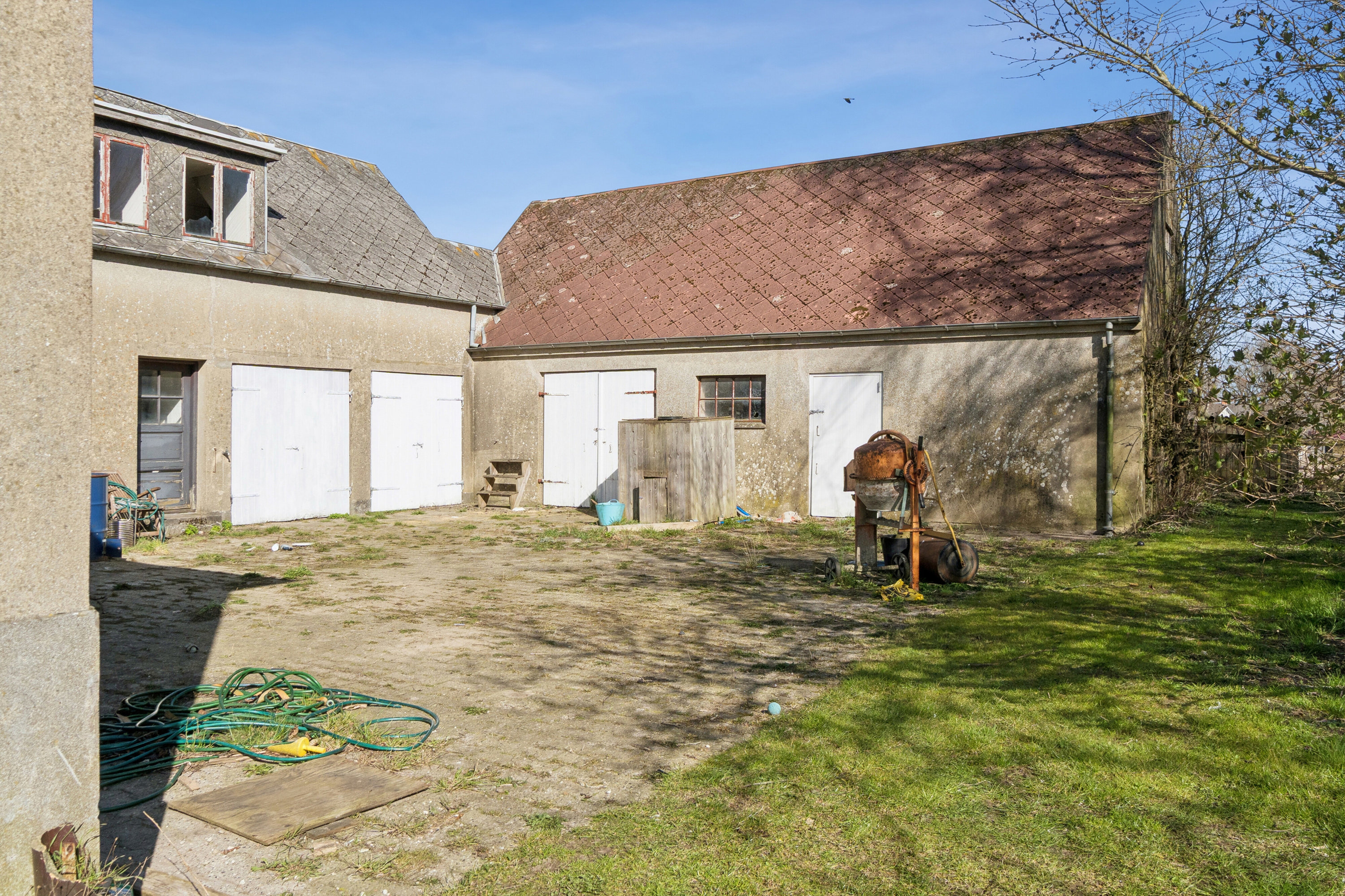 Fremhævet set fra haven billede i fuldskærmstilstand. Billede af Svendborgvej 55, Svindinge, 5853 Ørbæk