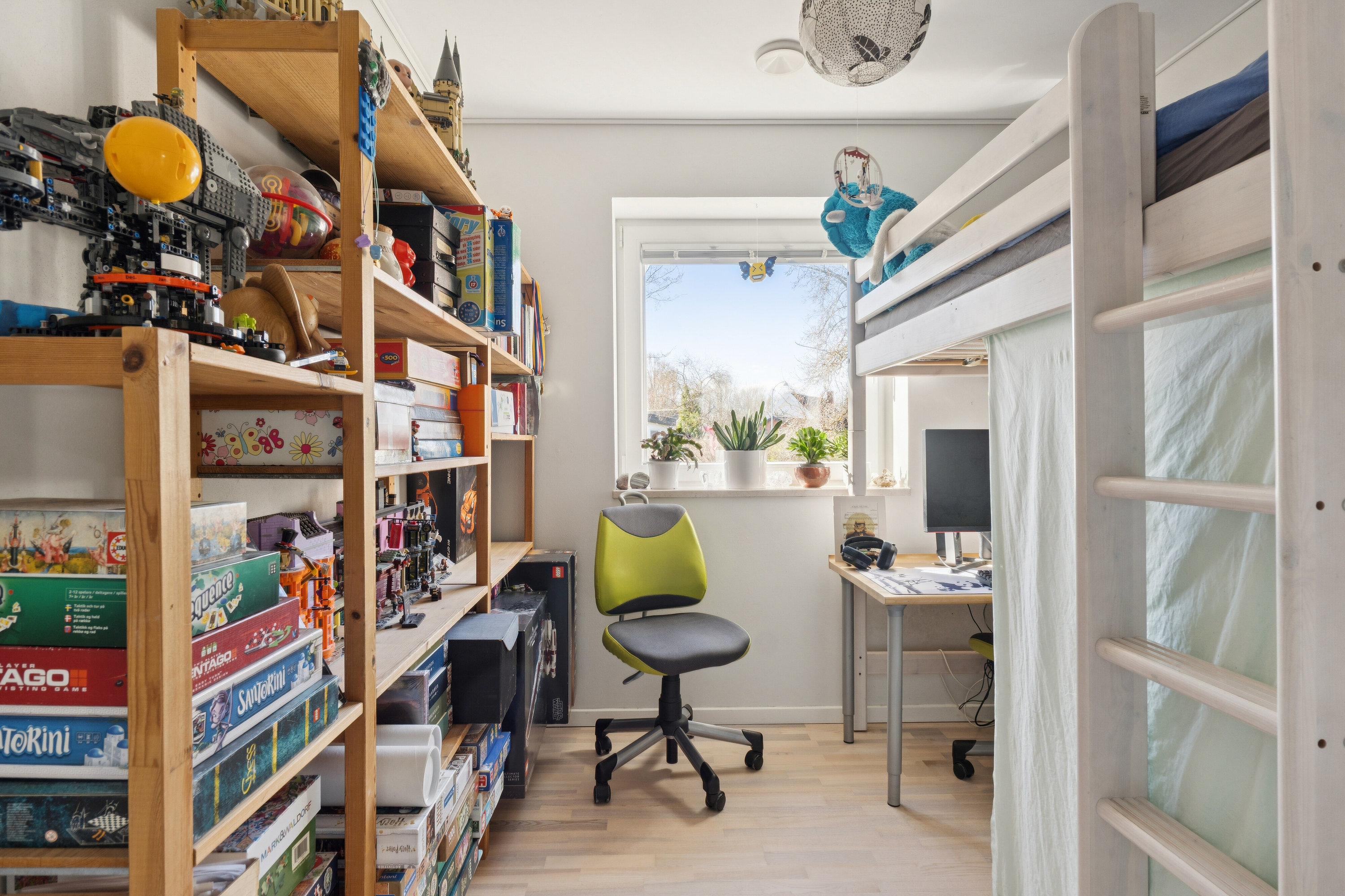 Fremhævet kontor billede i fuldskærmstilstand. Billede af Folemarksvej 74, 2605 Brøndby