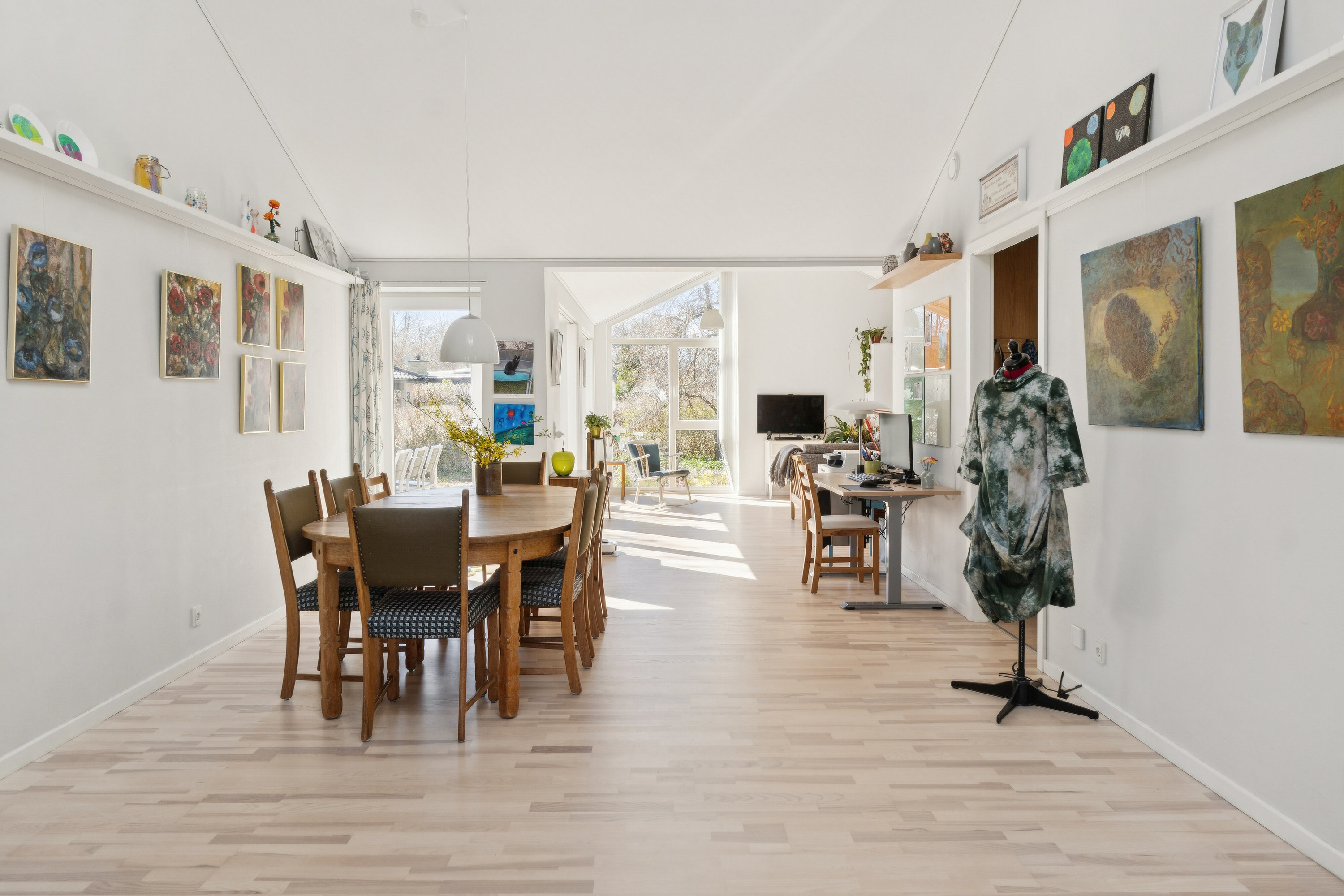 Fremhævet spisestue billede i fuldskærmstilstand. Billede af Folemarksvej 74, 2605 Brøndby