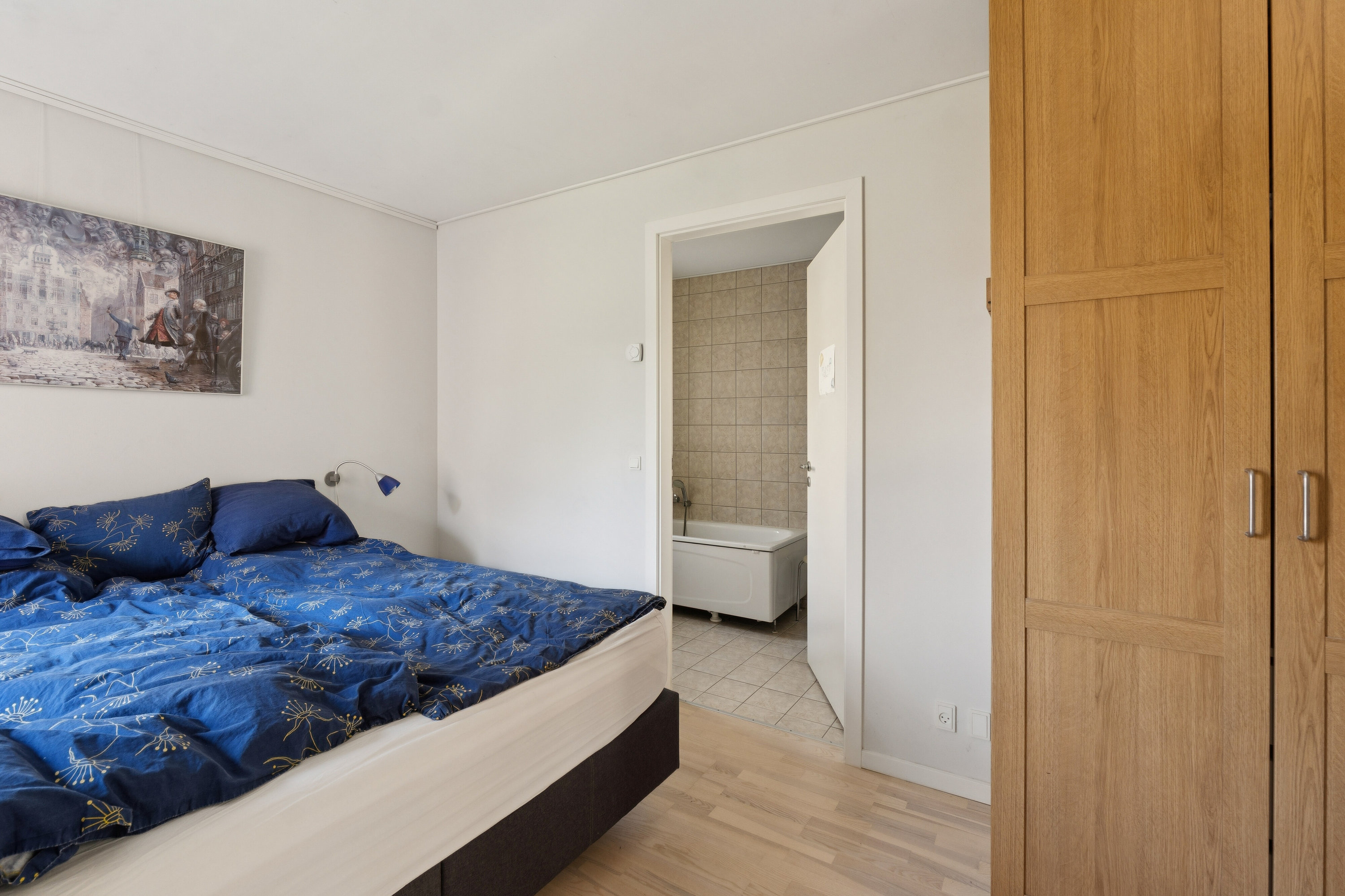 Fremhævet soveværelse billede i fuldskærmstilstand. Billede af Folemarksvej 74, 2605 Brøndby