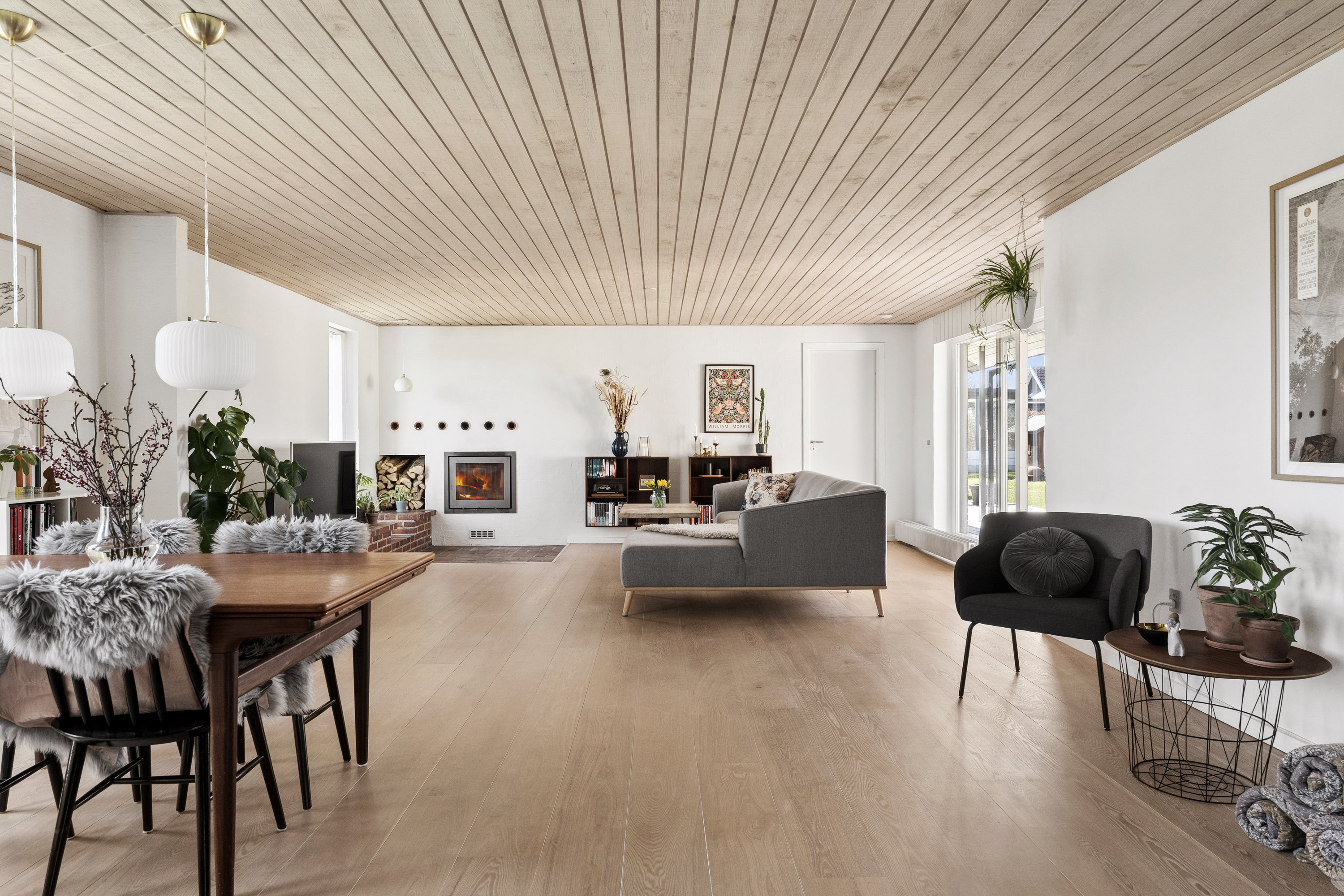 Fremhævet stue billede i fuldskærmstilstand. Billede af Pilekrattet 20, 8850 Bjerringbro