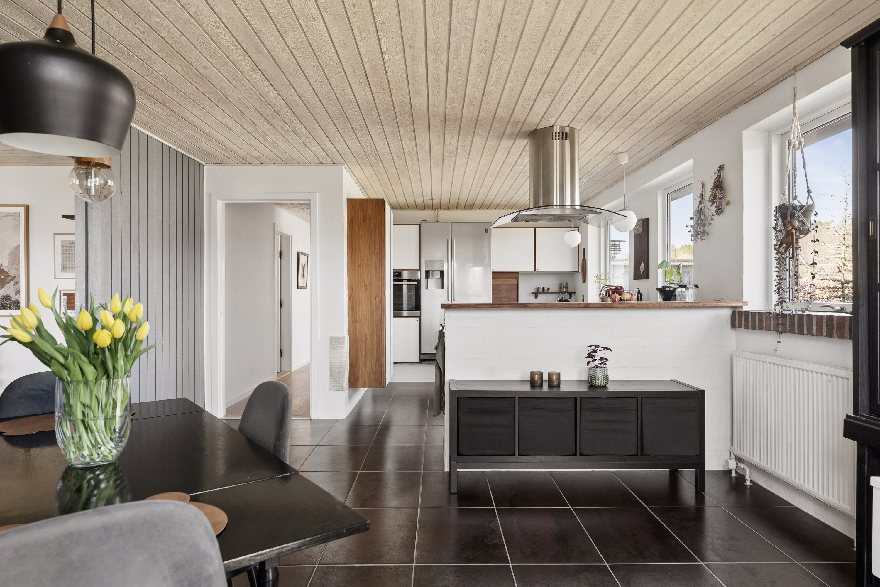 Fremhævet stue billede i fuldskærmstilstand. Billede af Pilekrattet 20, 8850 Bjerringbro