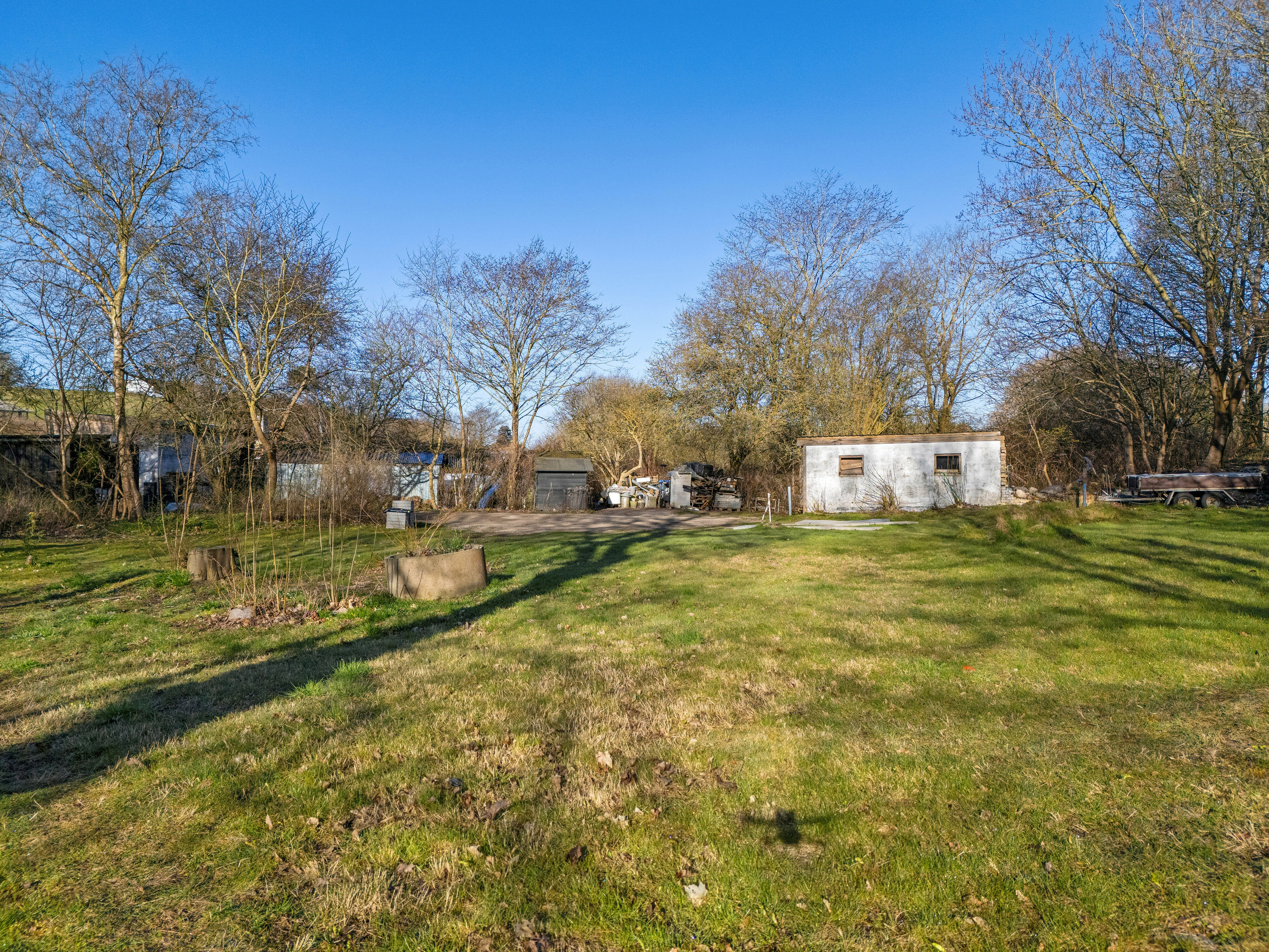 Fremhævet set fra haven billede i fuldskærmstilstand. Billede af Gl Raklev 28, 4400 Kalundborg