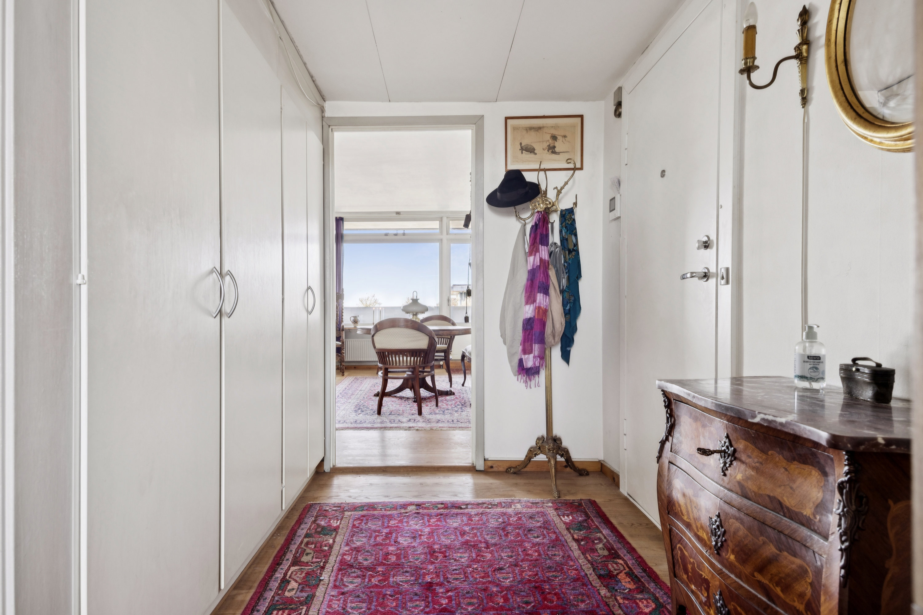 Fremhævet gang billede i fuldskærmstilstand. Billede af Finsensvej 7C, 7. th., 2000 Frederiksberg