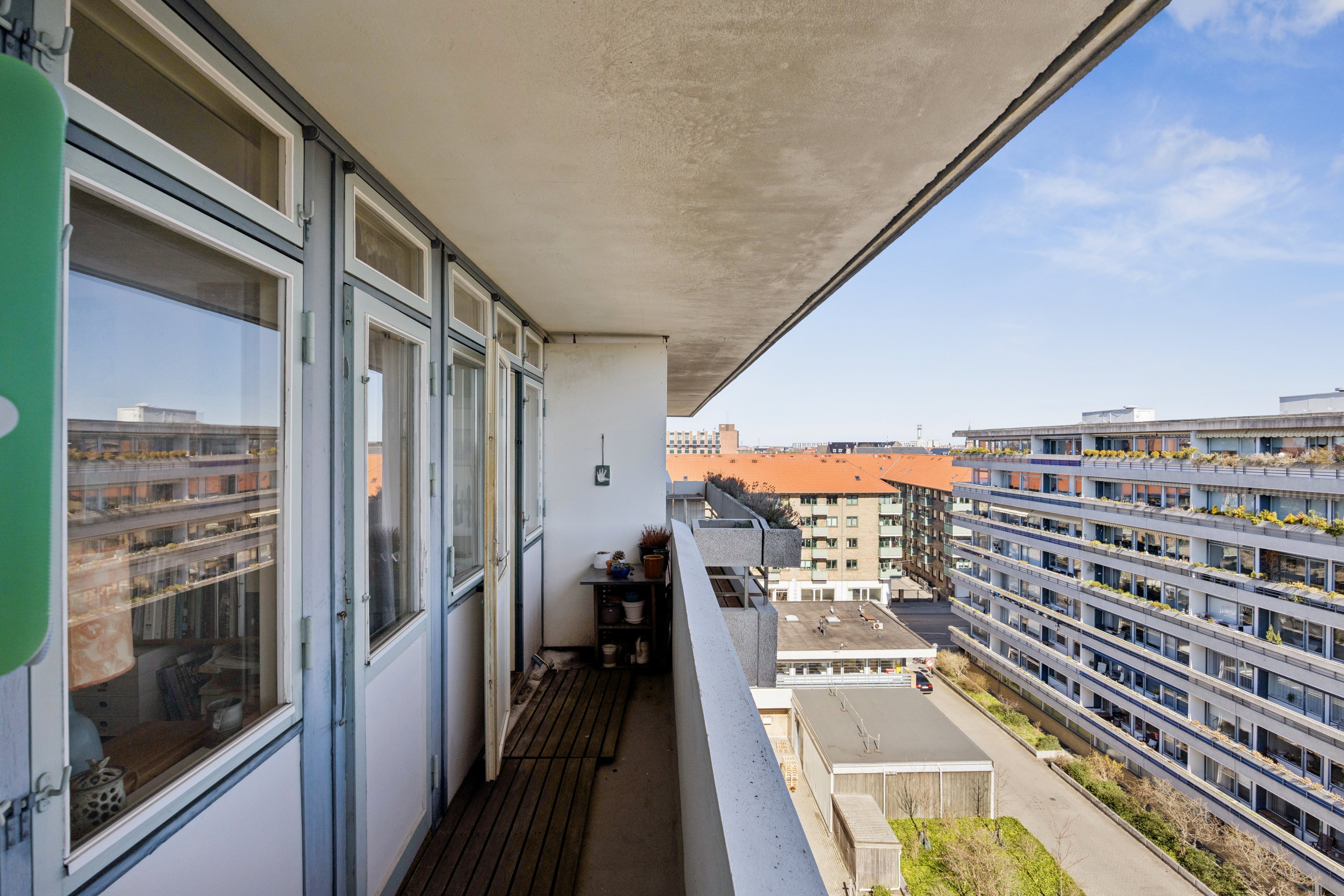 Fremhævet altan billede i fuldskærmstilstand. Billede af Finsensvej 7C, 7. th., 2000 Frederiksberg