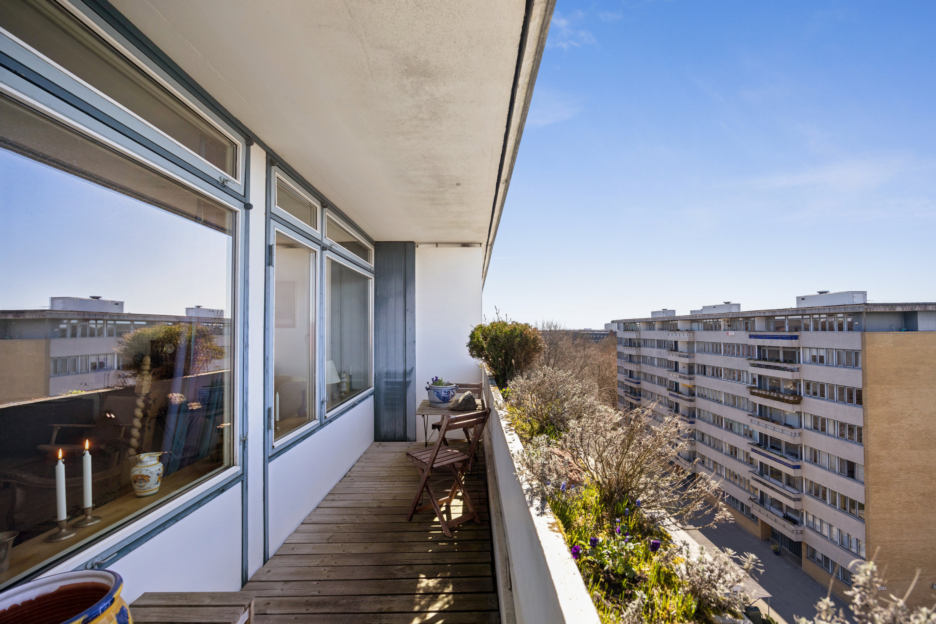 Fremhævet altan billede i fuldskærmstilstand. Billede af Finsensvej 7C, 7. th., 2000 Frederiksberg