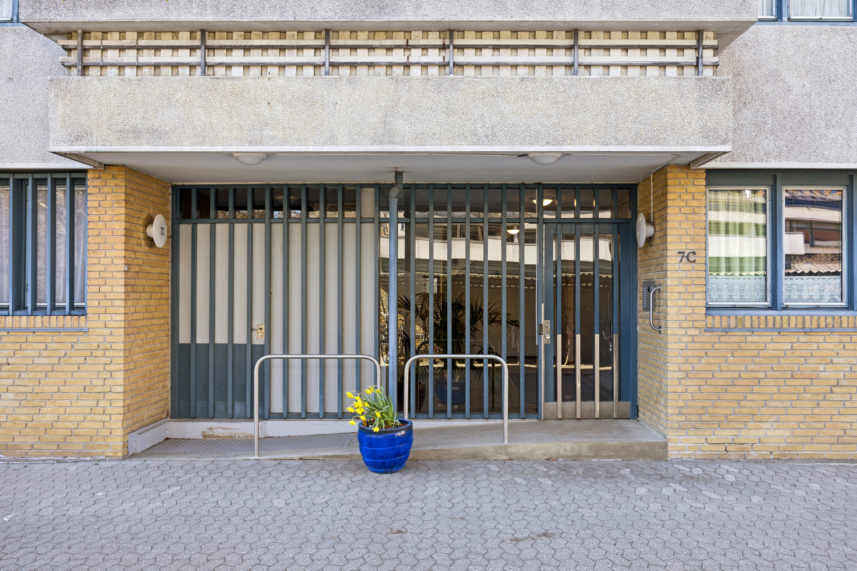 Fremhævet andet billede i fuldskærmstilstand. Billede af Finsensvej 7C, 7. th., 2000 Frederiksberg