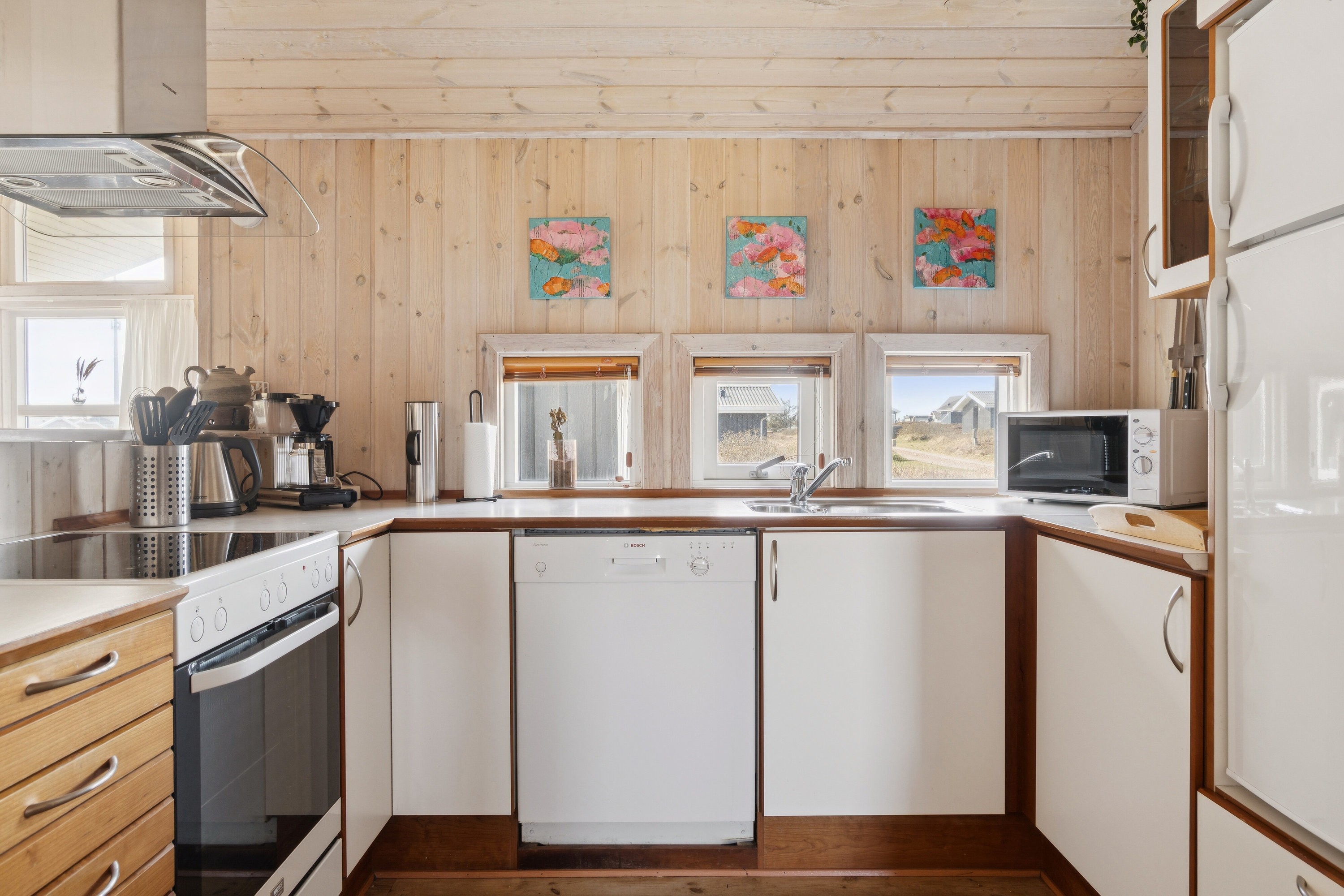 Fremhævet køkken billede i fuldskærmstilstand. Billede af Krinkelkrogen 14, Lild Strand, 7741 Frøstrup