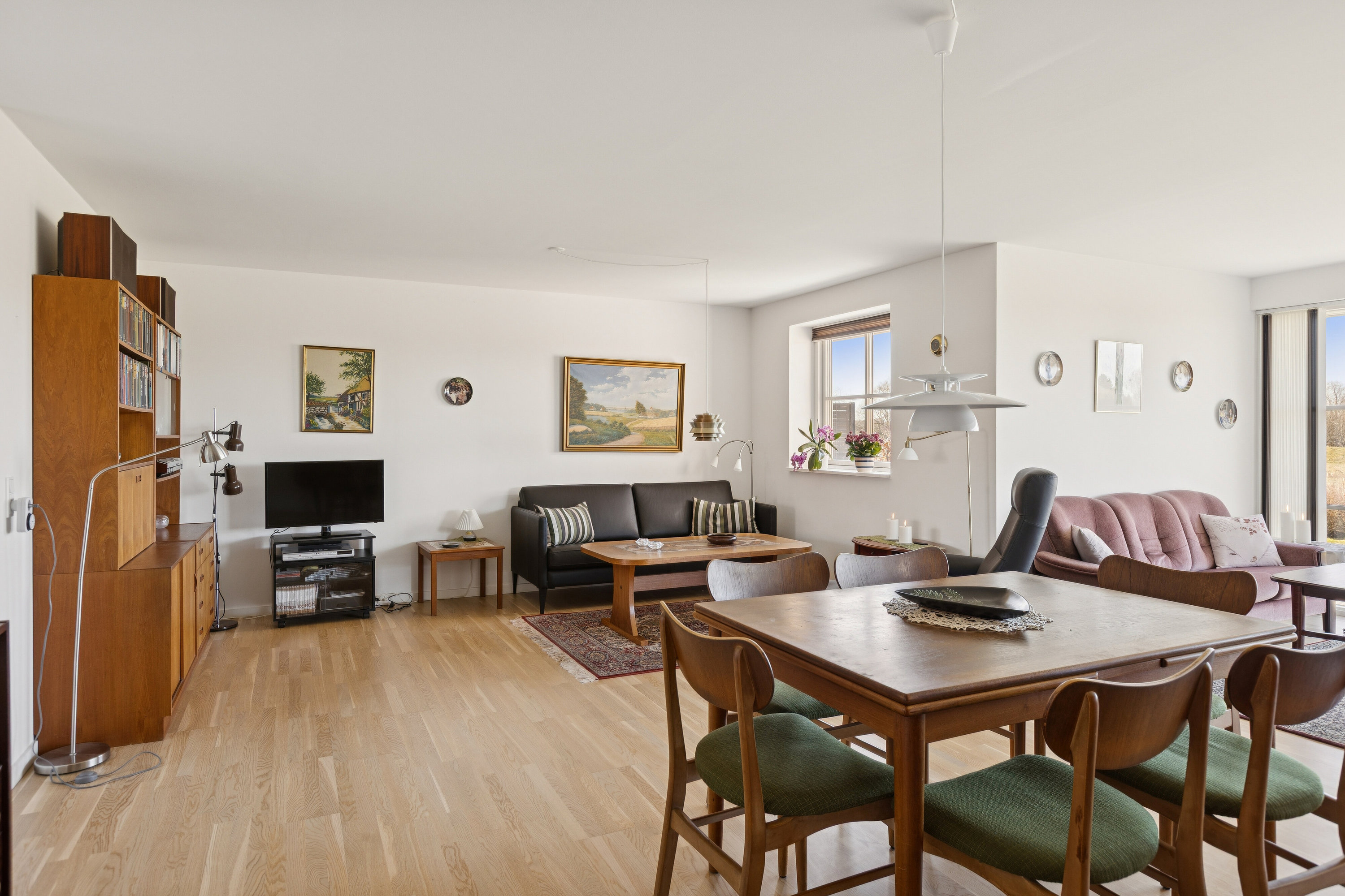 Fremhævet spisestue billede i fuldskærmstilstand. Billede af Jens Martin Knudsens Vej 22, 4690 Haslev