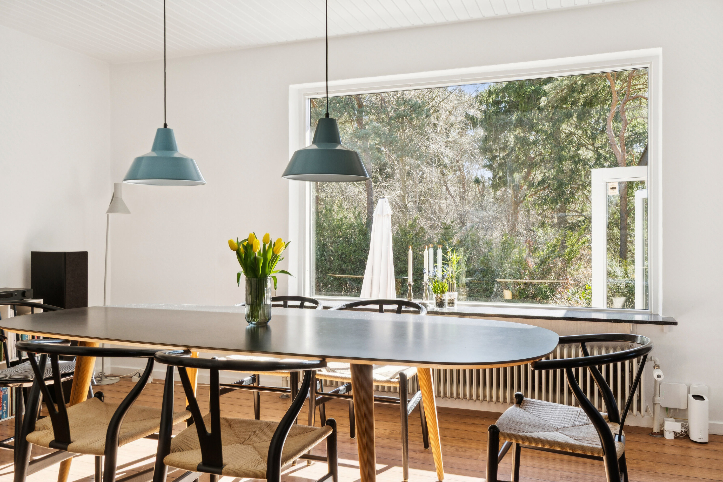 Fremhævet stue billede i fuldskærmstilstand. Billede af Hjortebjergvej 9, 3300 Frederiksværk