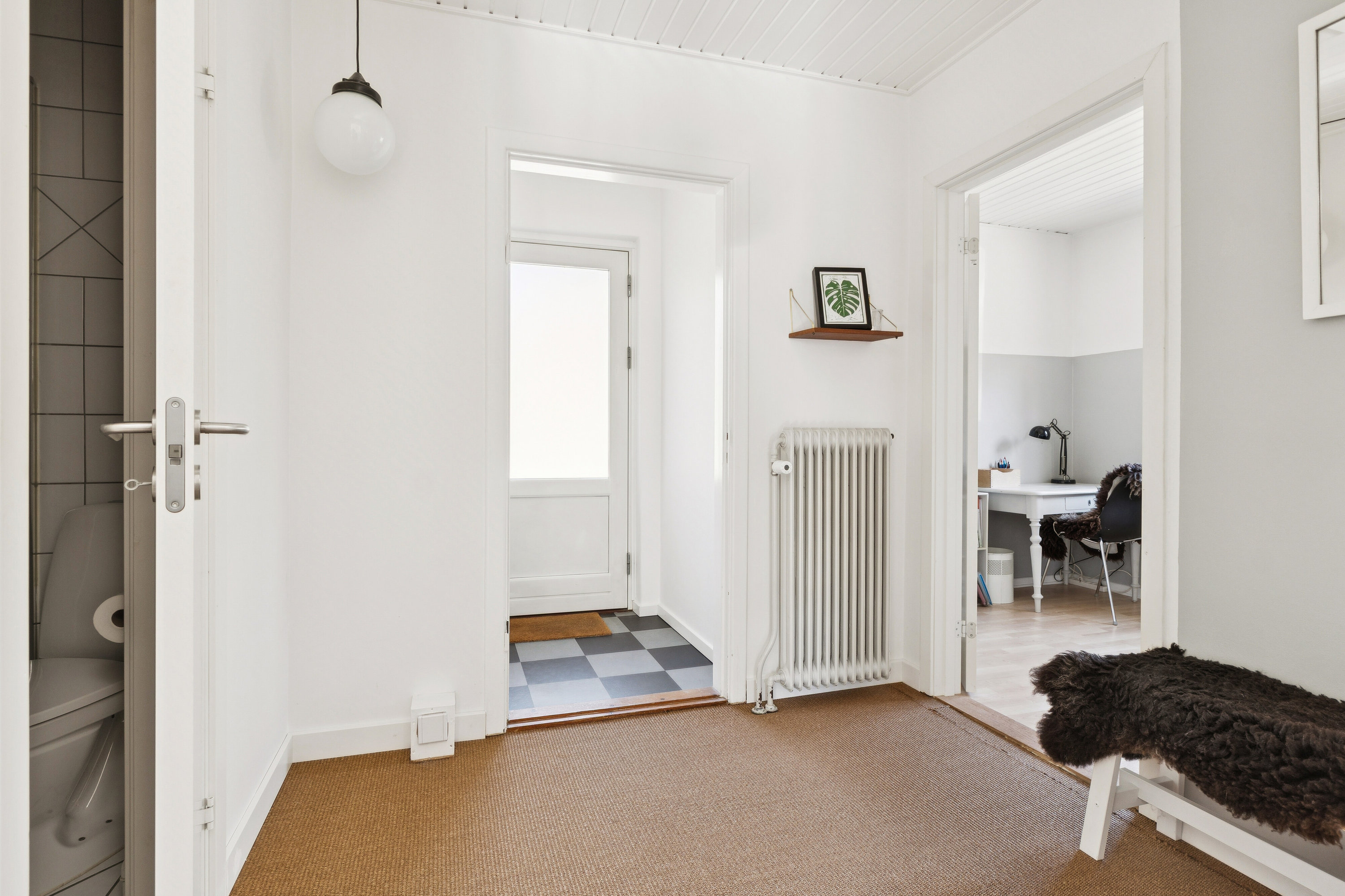 Fremhævet gang billede i fuldskærmstilstand. Billede af Hjortebjergvej 9, 3300 Frederiksværk