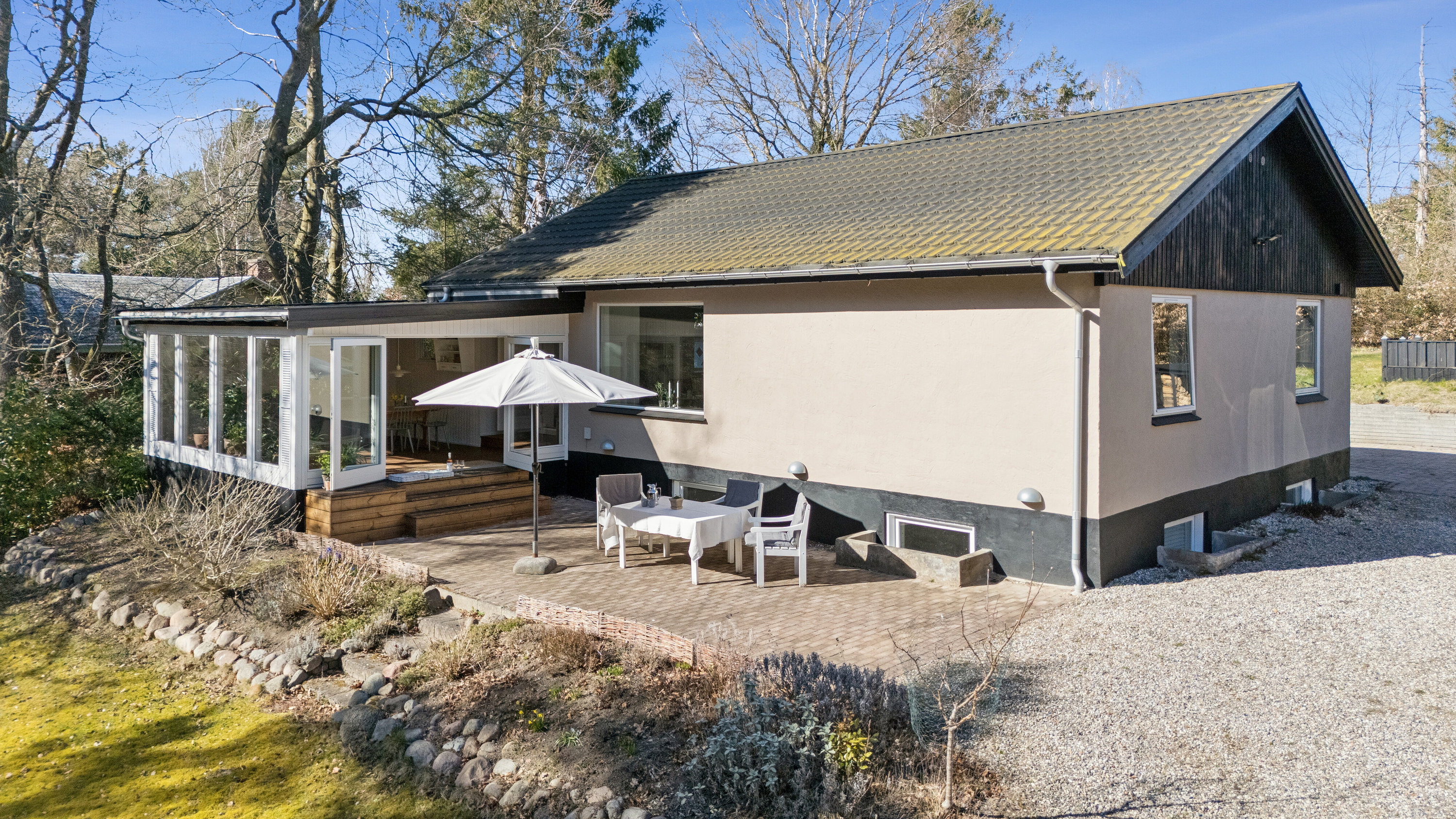 Fremhævet set fra haven billede i fuldskærmstilstand. Billede af Hjortebjergvej 9, 3300 Frederiksværk