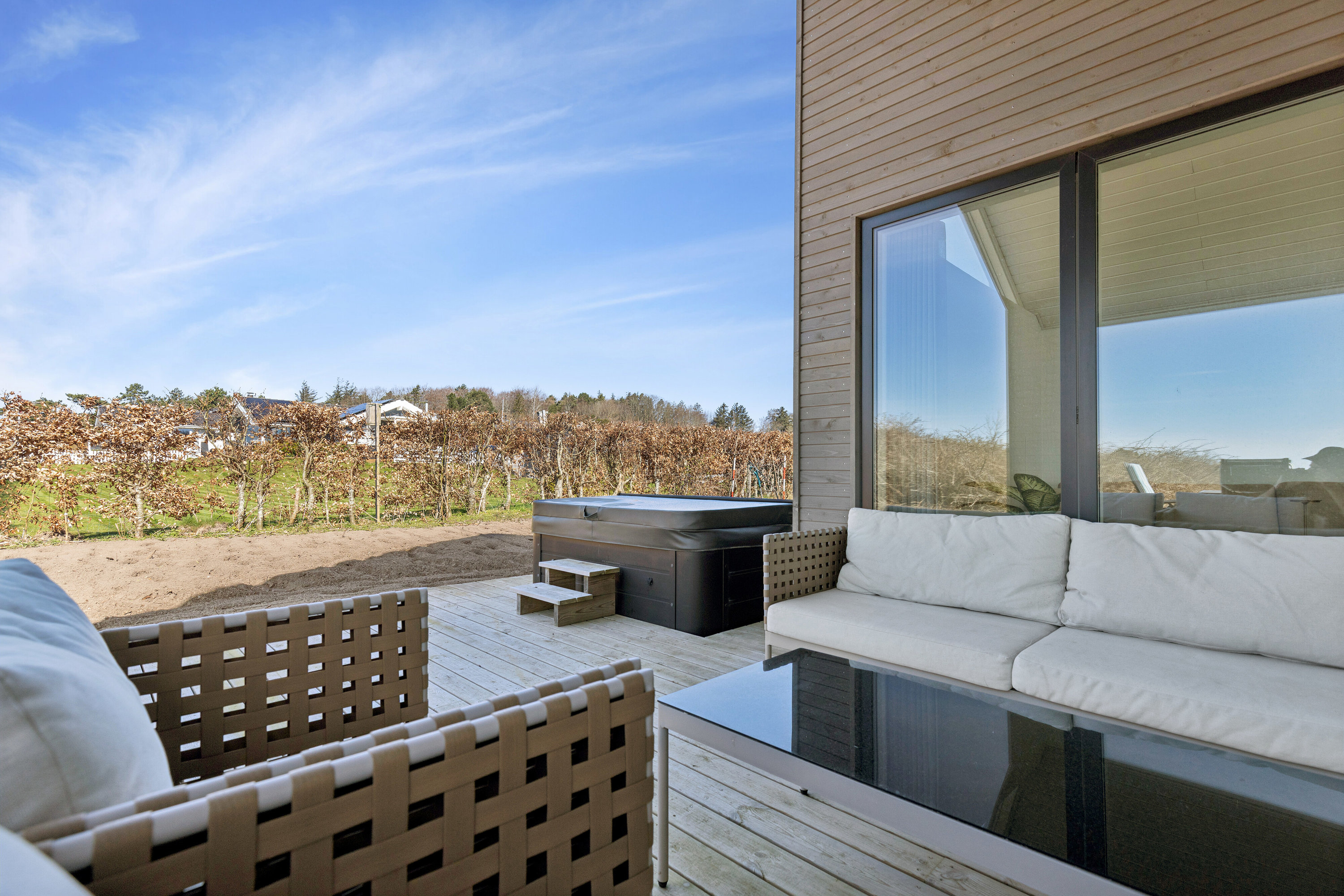 Fremhævet terrasse billede i fuldskærmstilstand. Billede af Strandskrænten 32, 4400 Kalundborg