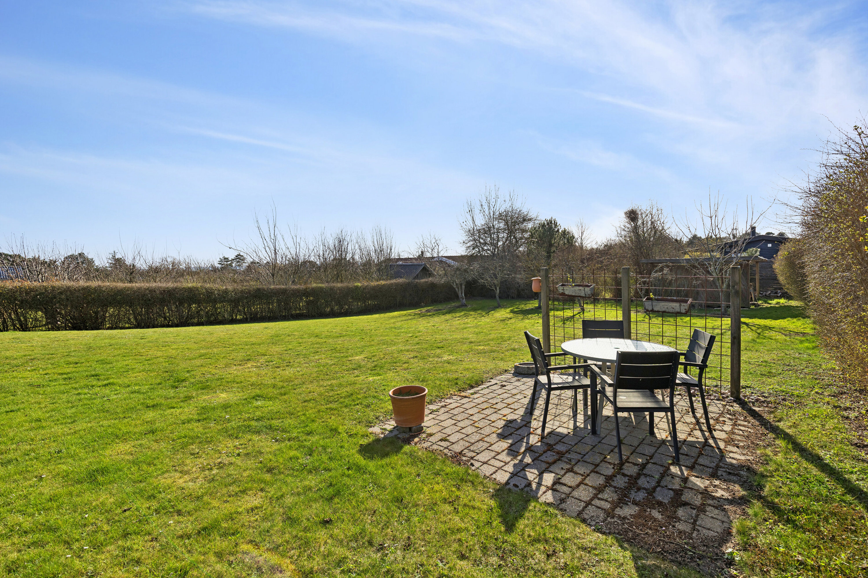 Fremhævet set fra haven billede i fuldskærmstilstand. Billede af Østersvej 5, Bildsø, 4200 Slagelse