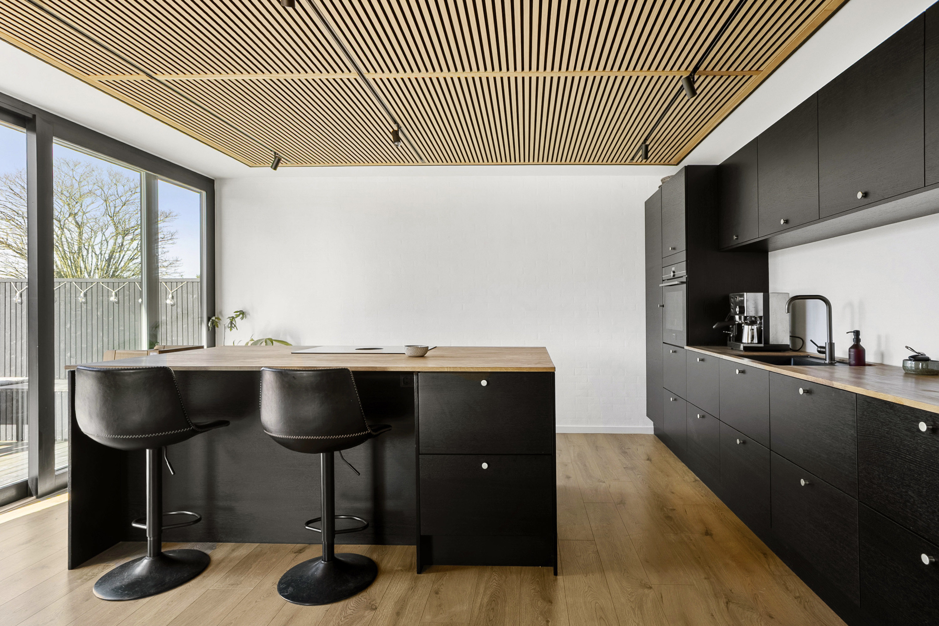 Fremhævet køkken billede i fuldskærmstilstand. Billede af Akacievej 6, 6000 Kolding