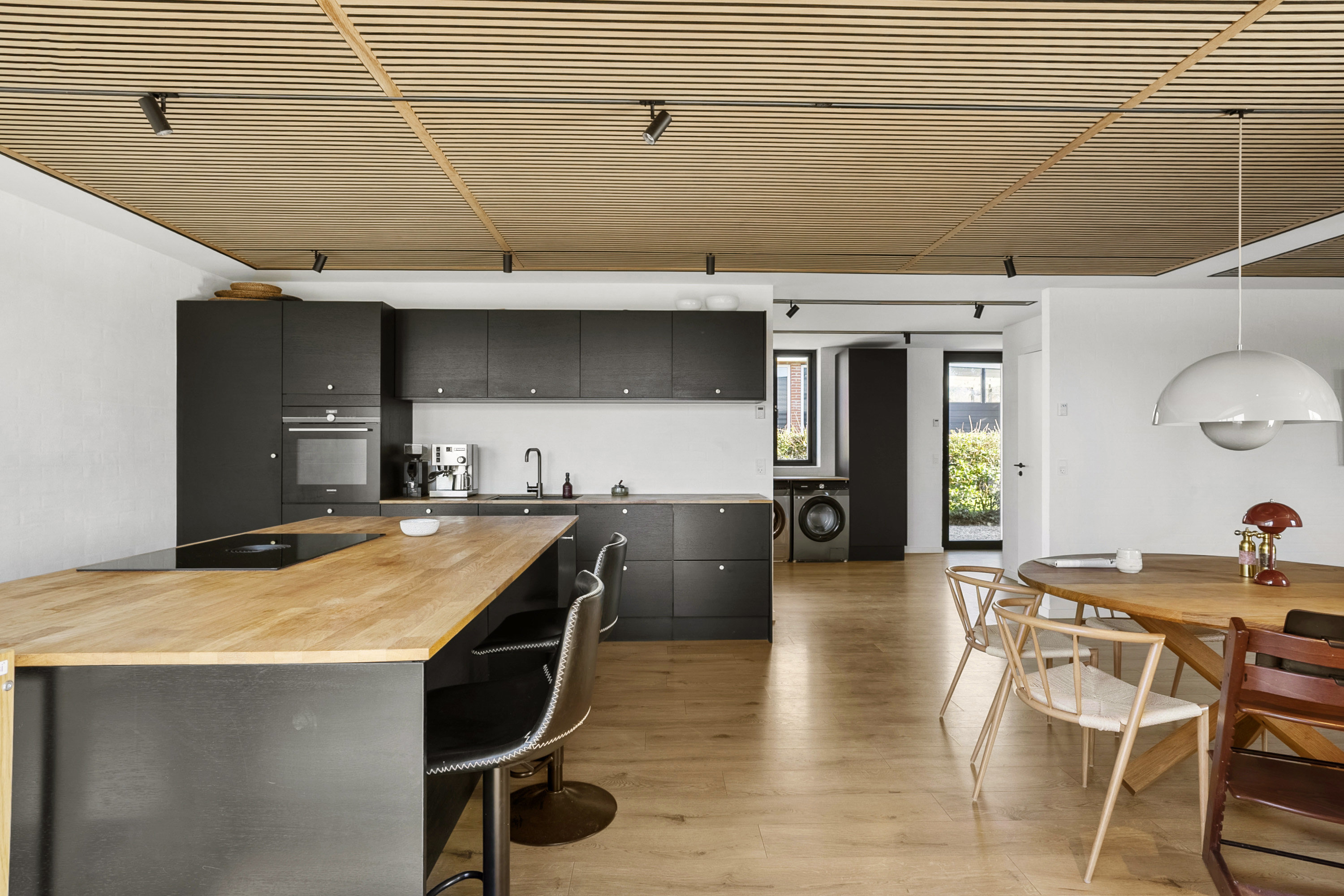 Fremhævet køkken billede i fuldskærmstilstand. Billede af Akacievej 6, 6000 Kolding