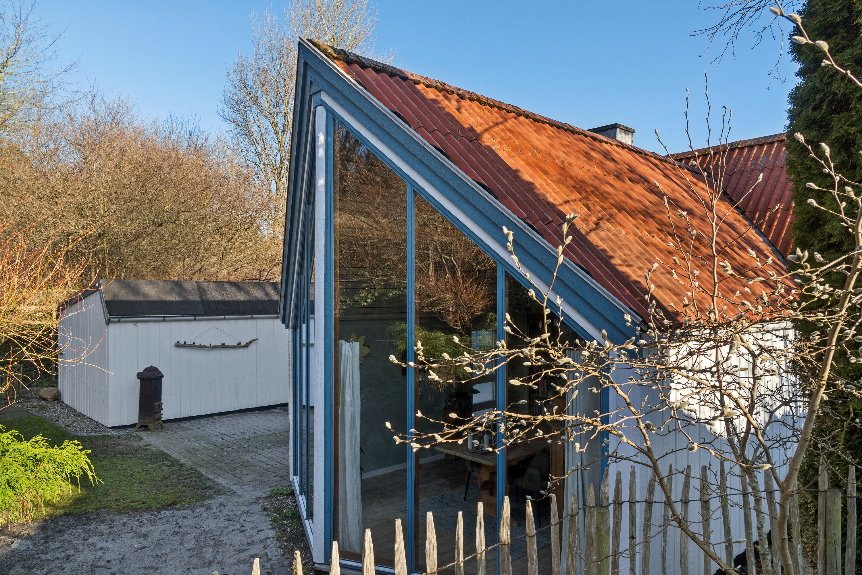 Fremhævet udendørs billede i fuldskærmstilstand. Billede af Nyrupvej 139, 4400 Kalundborg