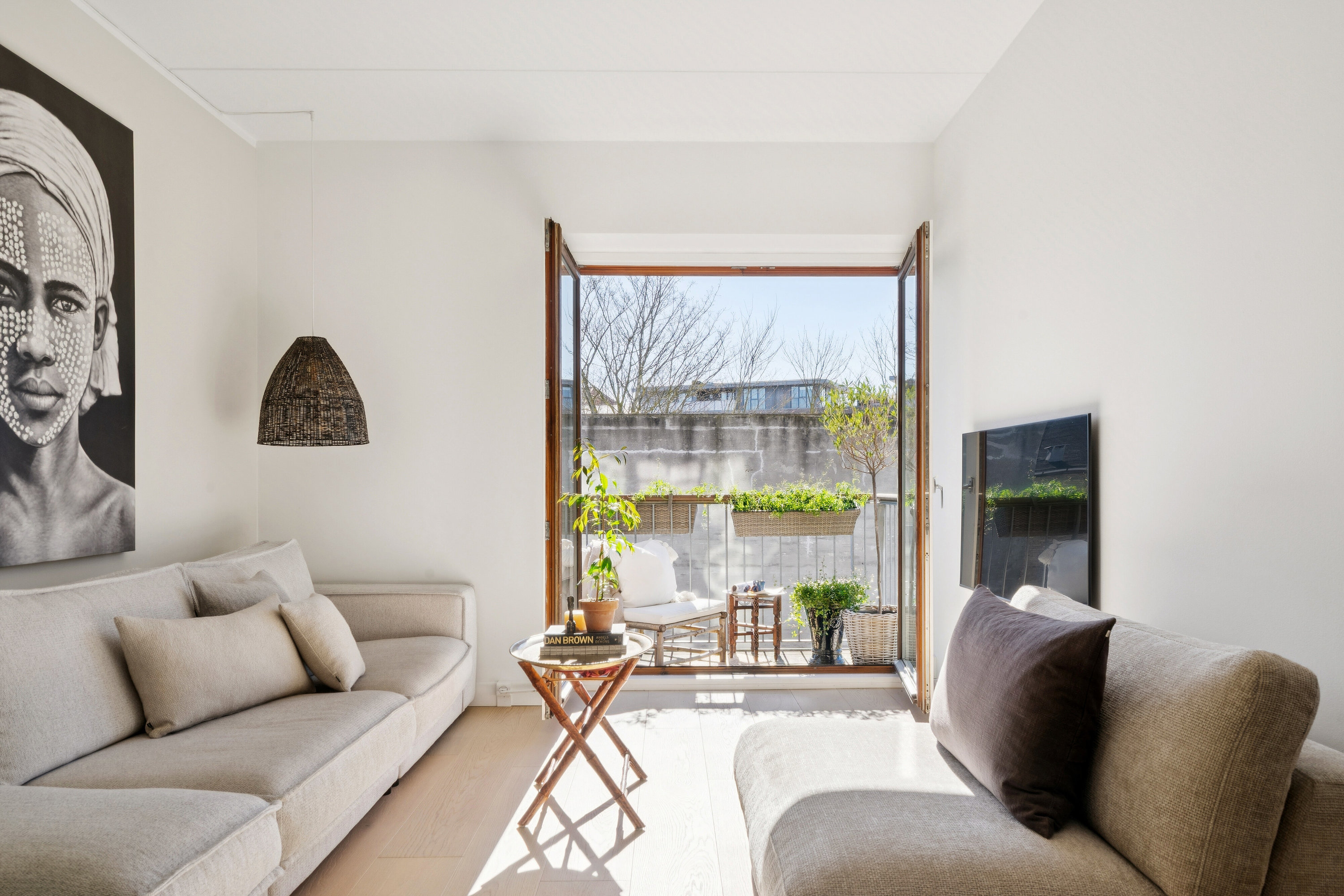 Fremhævet stue billede i fuldskærmstilstand. Billede af Carl Th. Zahles Gade 8, 2. th., 2300 København S