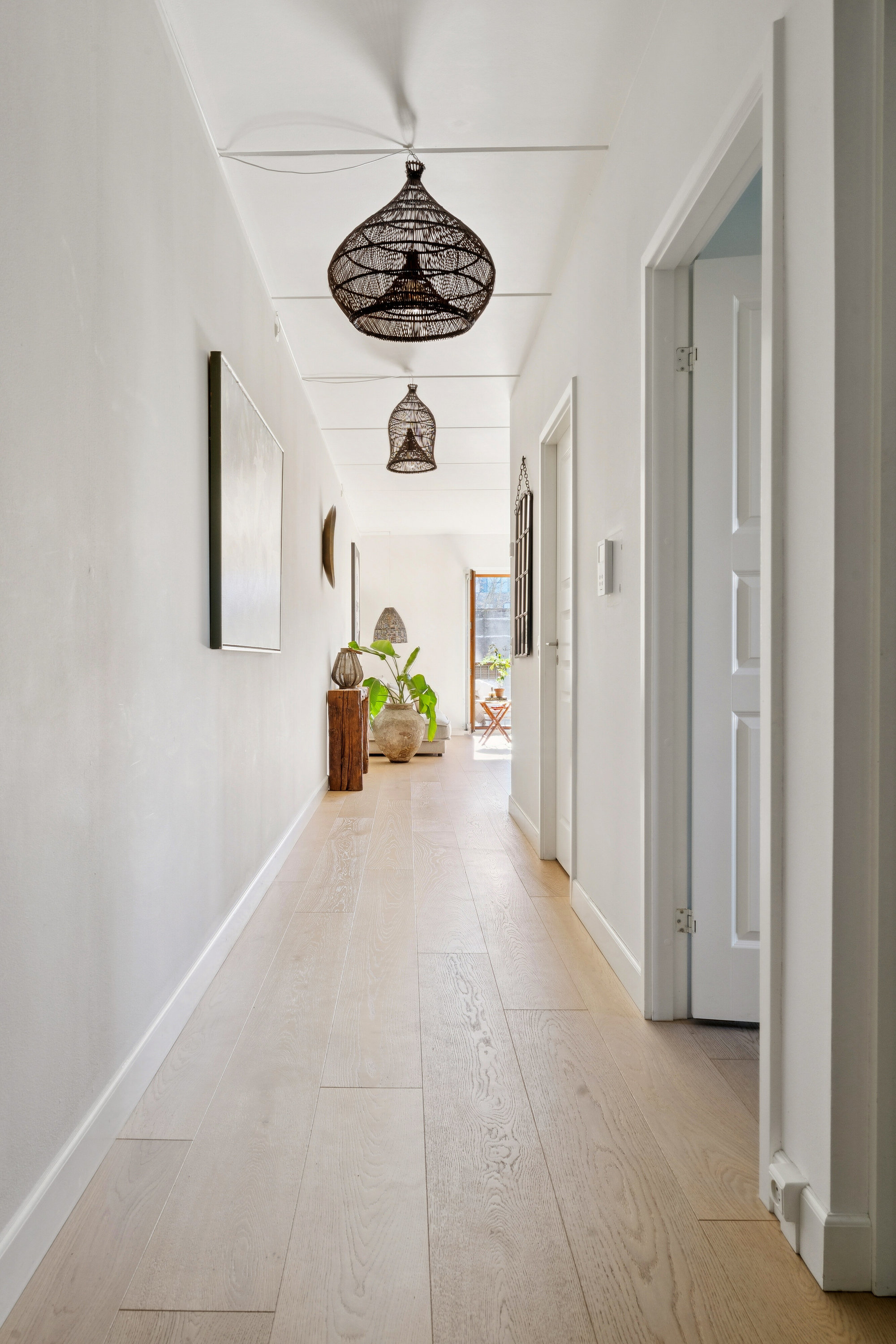 Fremhævet gang billede i fuldskærmstilstand. Billede af Carl Th. Zahles Gade 8, 2. th., 2300 København S