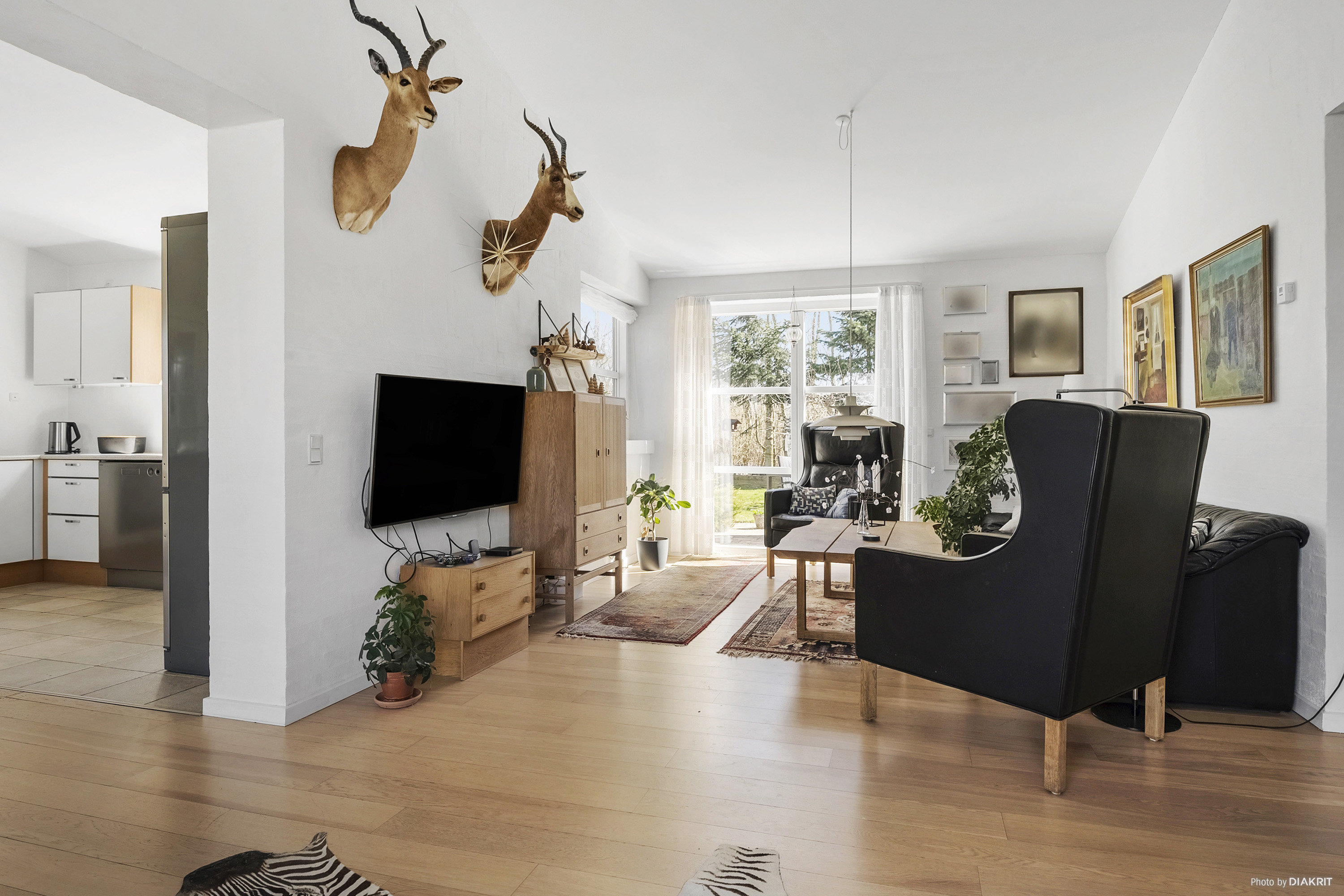 Fremhævet stue billede i fuldskærmstilstand. Billede af Skovsangervej 7, 8300 Odder