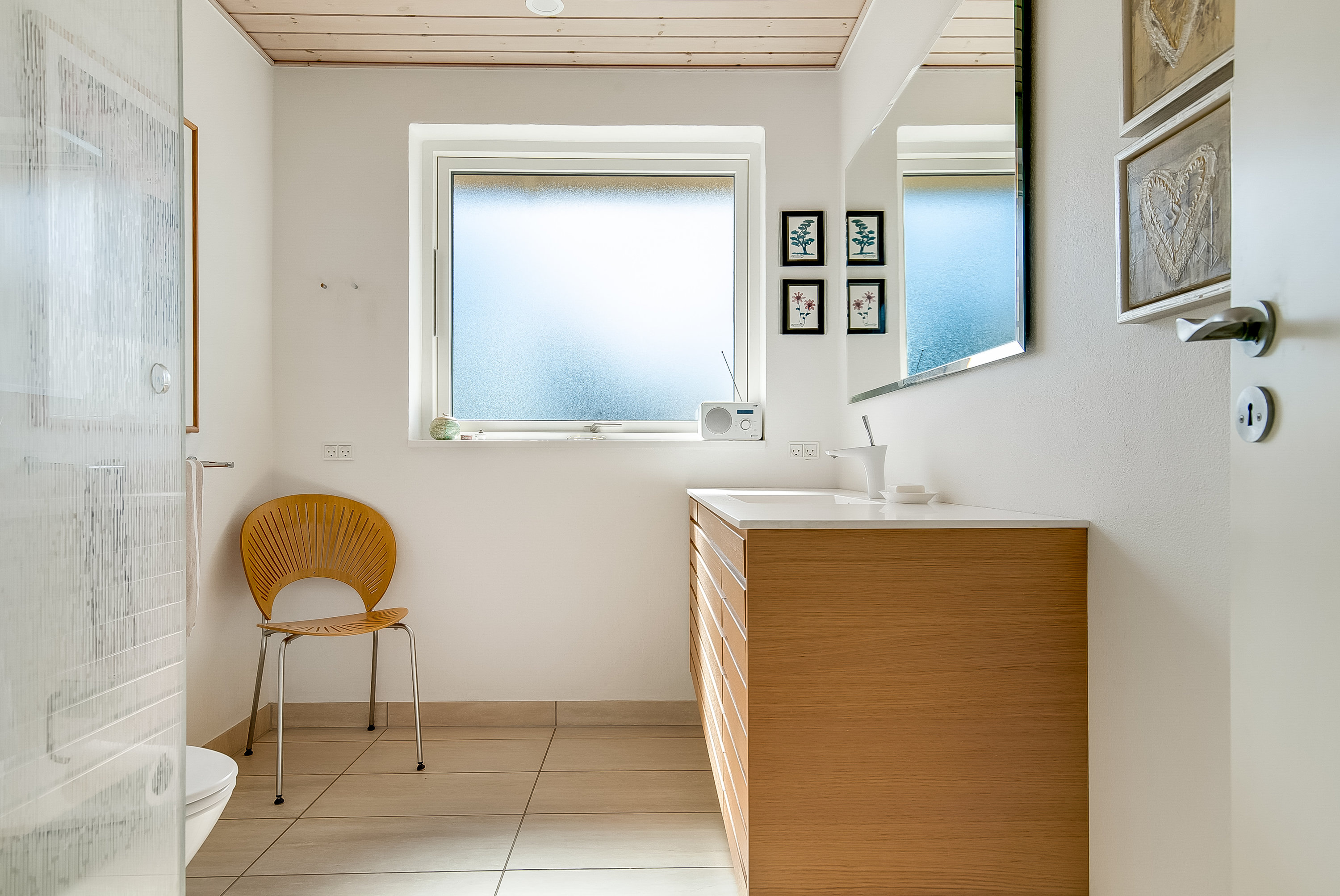 Fremhævet badeværelse billede i fuldskærmstilstand. Billede af Nordvangen 22, Bredballe, 7120 Vejle Øst