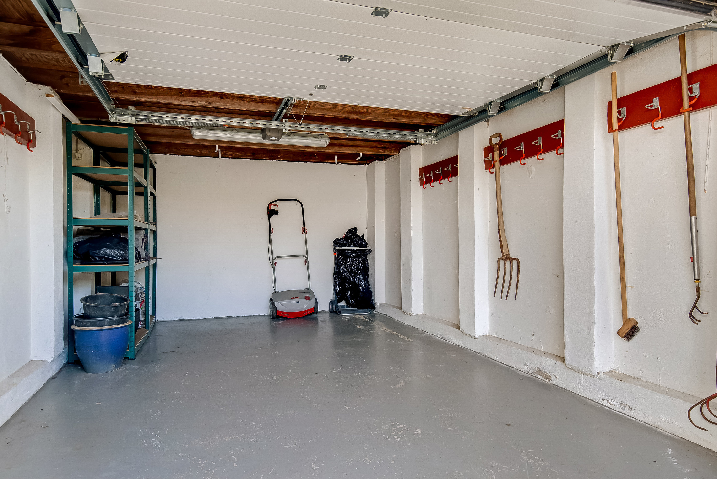 Fremhævet garage billede i fuldskærmstilstand. Billede af Nordvangen 22, Bredballe, 7120 Vejle Øst