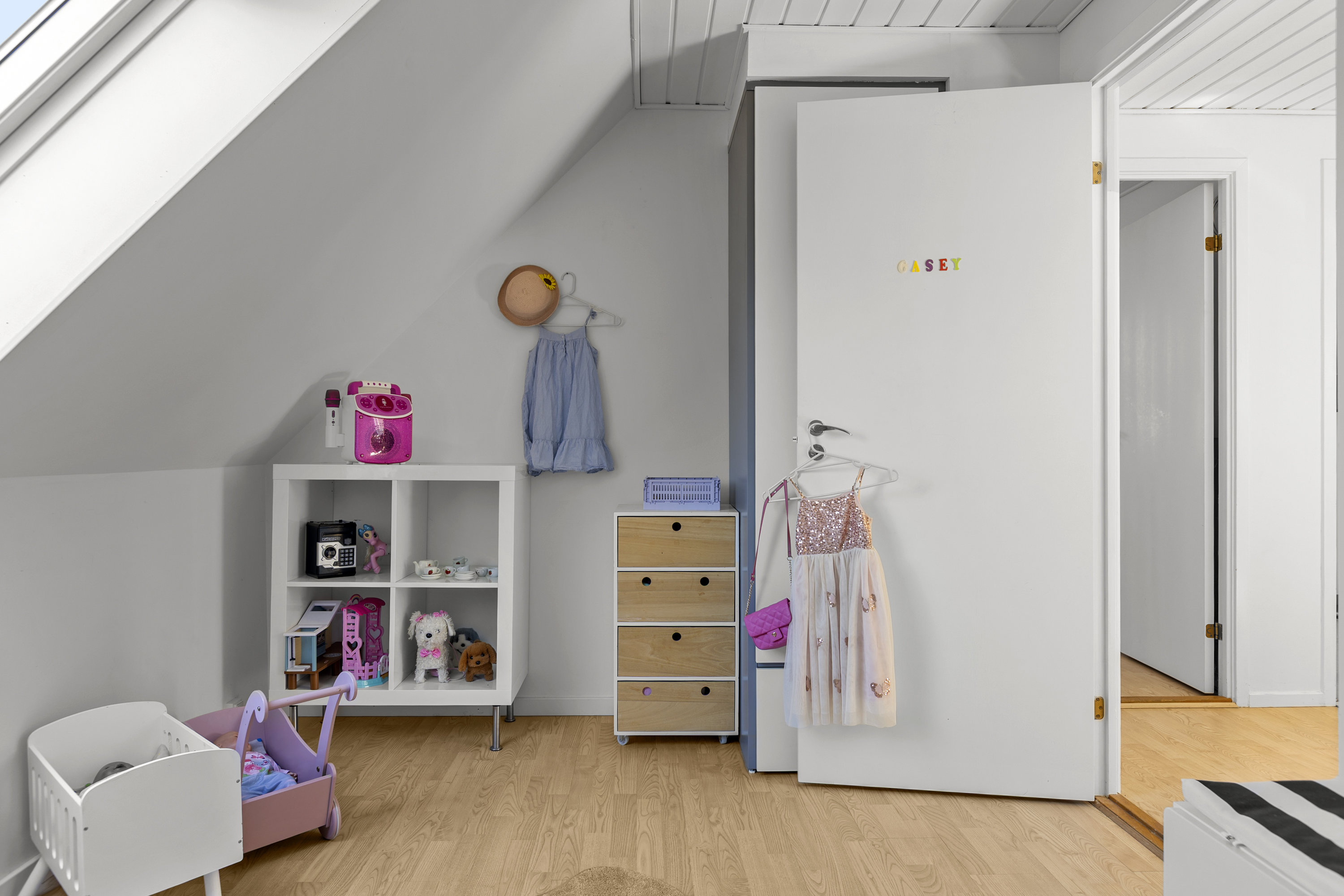 Fremhævet værelse billede i fuldskærmstilstand. Billede af Ll. Ladegaardsvej 11B, 4180 Sorø