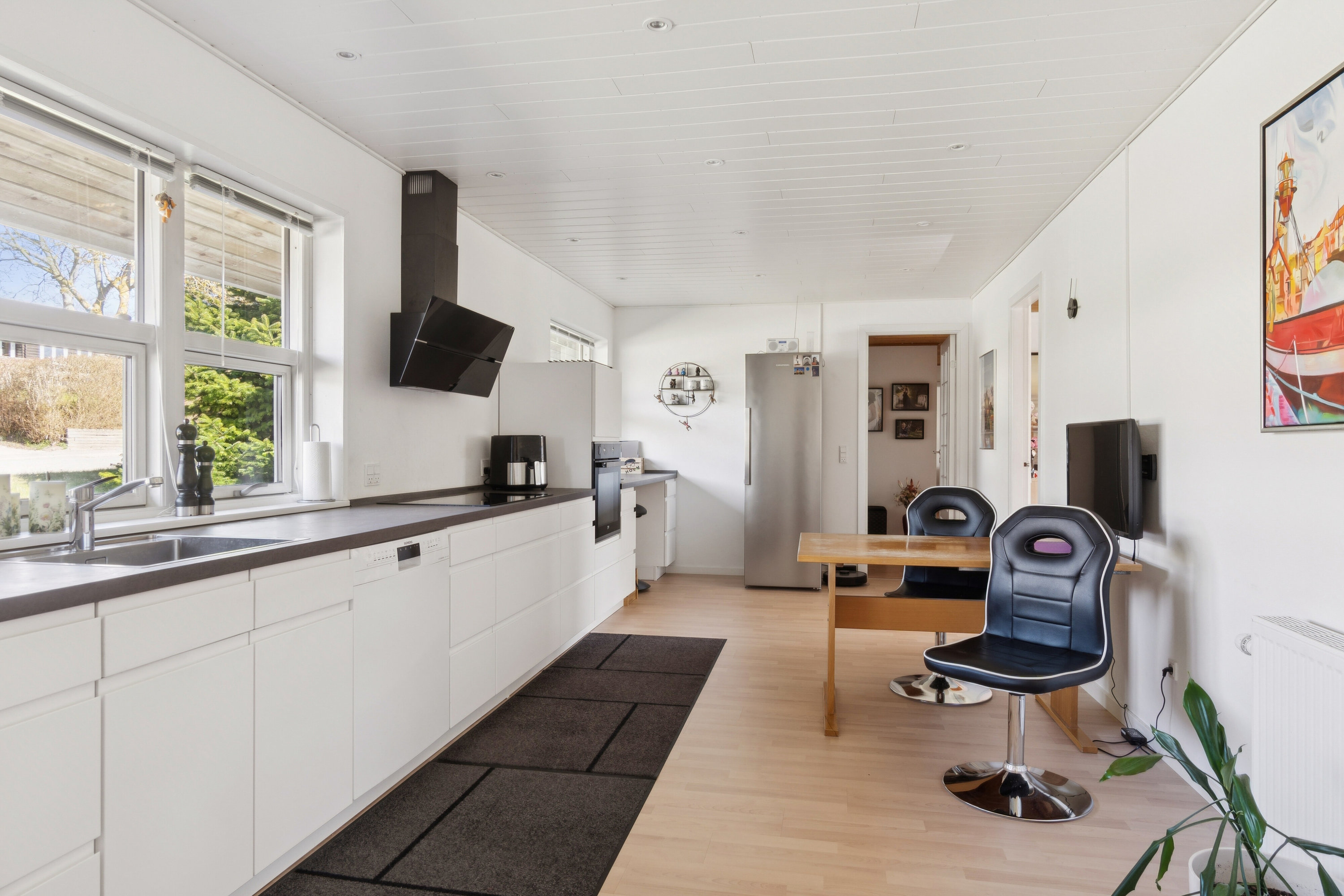 Fremhævet køkken billede i fuldskærmstilstand. Billede af Poppelbakken 21, 4400 Kalundborg