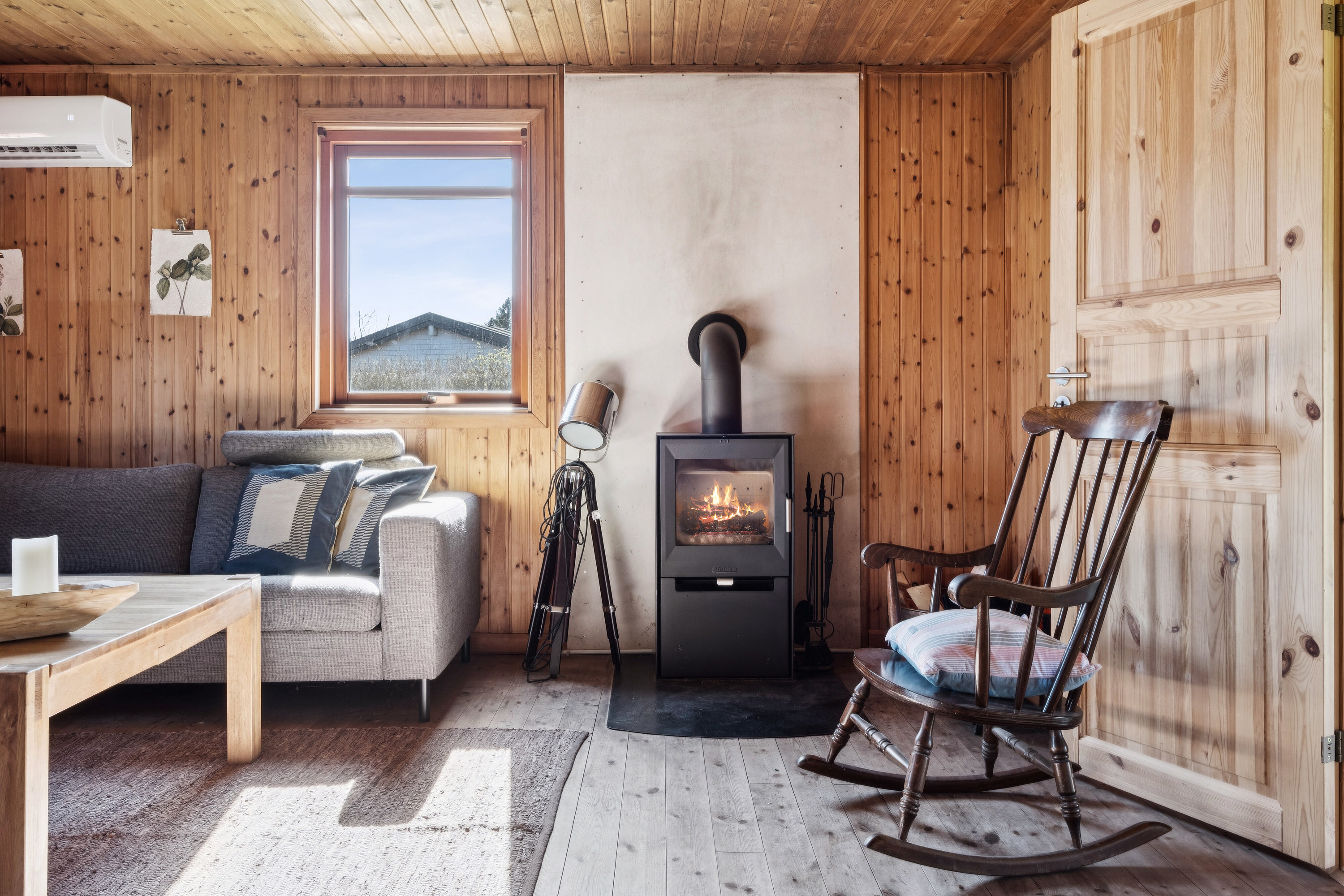 Fremhævet stue billede i fuldskærmstilstand. Billede af Rønvej 5, Kaldred, 4593 Eskebjerg