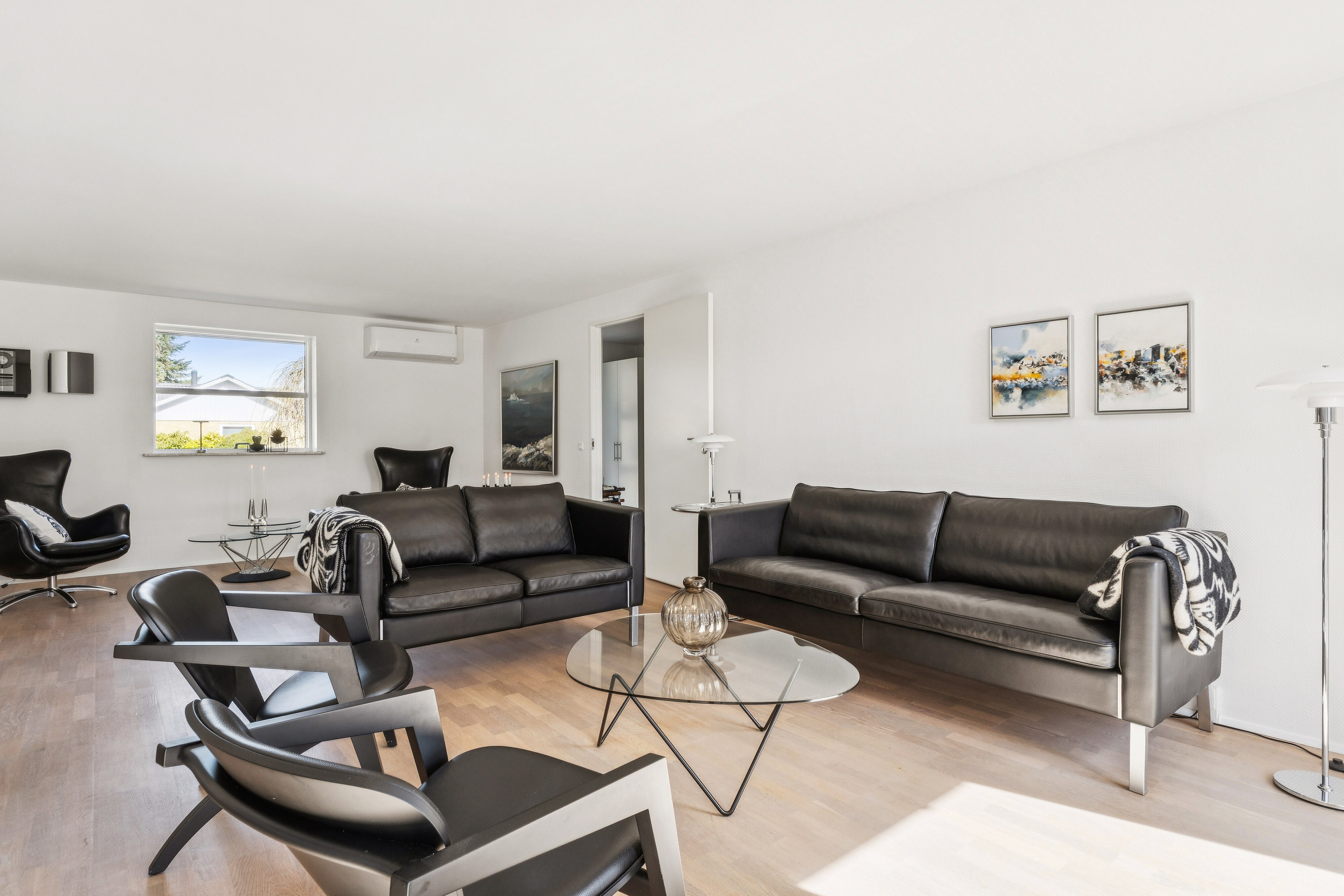 Fremhævet stue billede i fuldskærmstilstand. Billede af Grønningen 22, Smedeby, 6340 Kruså