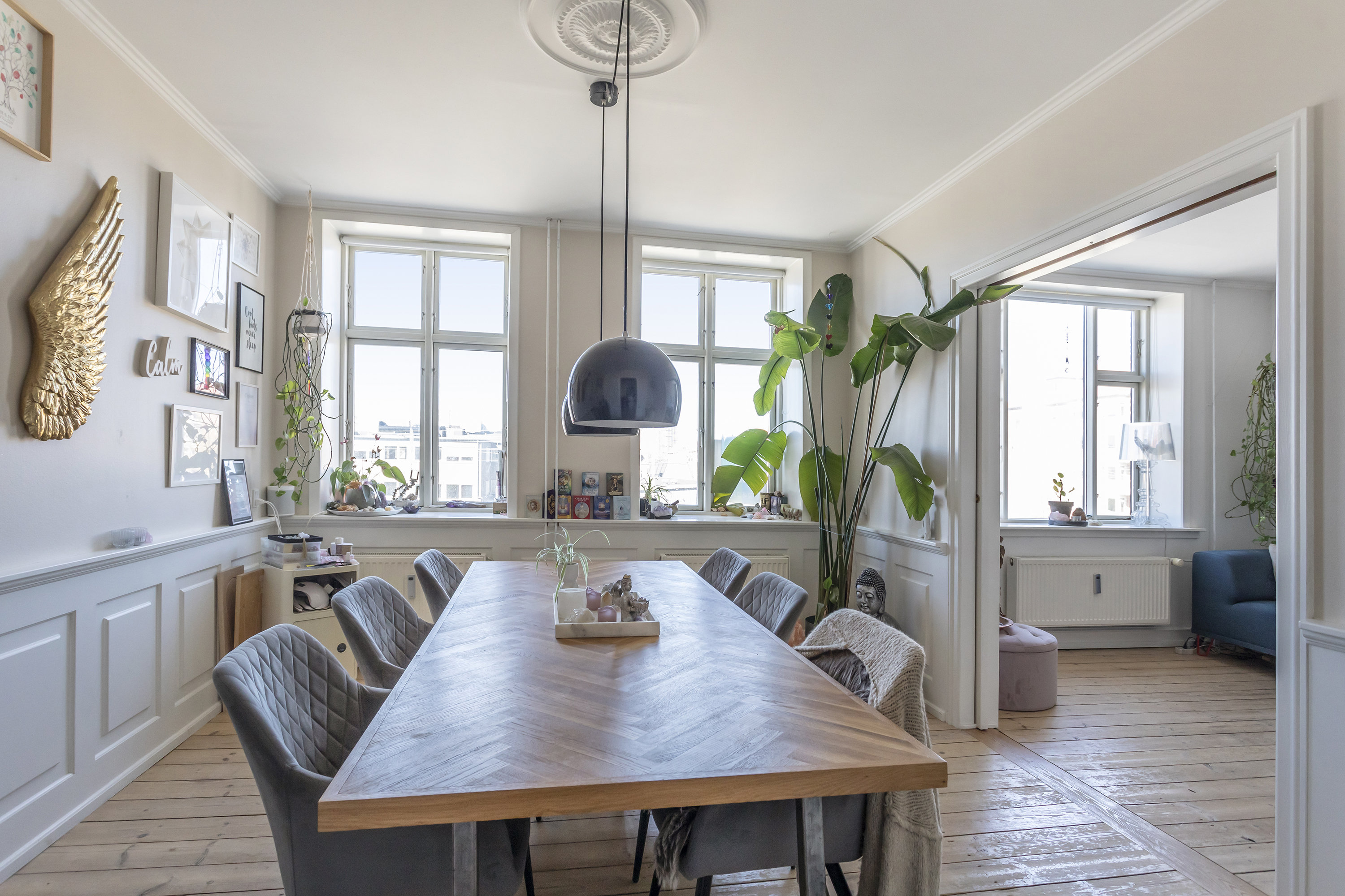 Fremhævet stue billede i fuldskærmstilstand. Billede af Englandsvej 23, 2. tv., 2300 København S