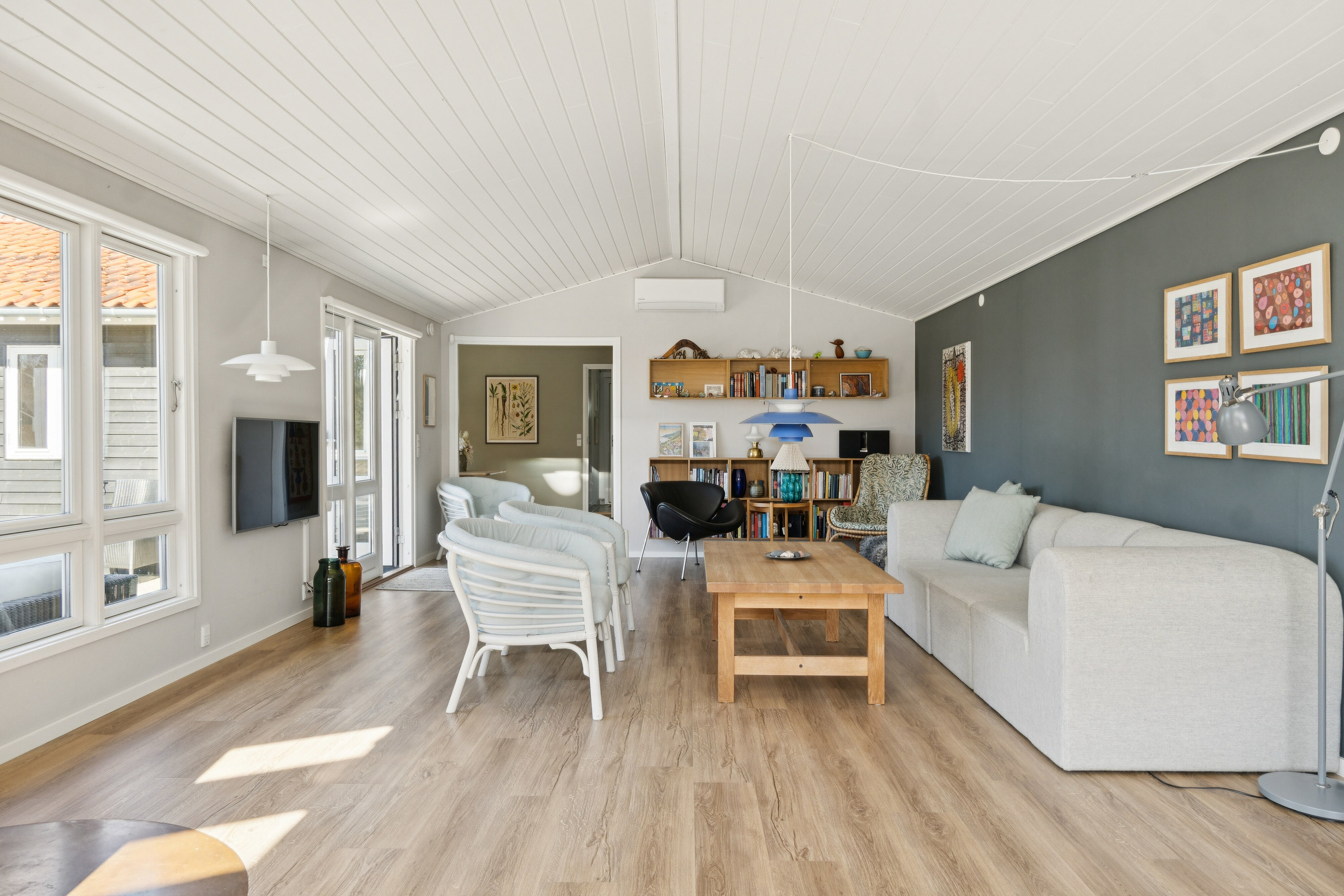 Fremhævet stue billede i fuldskærmstilstand. Billede af Hejrevang 1, Tengslemrk L, 4573 Højby