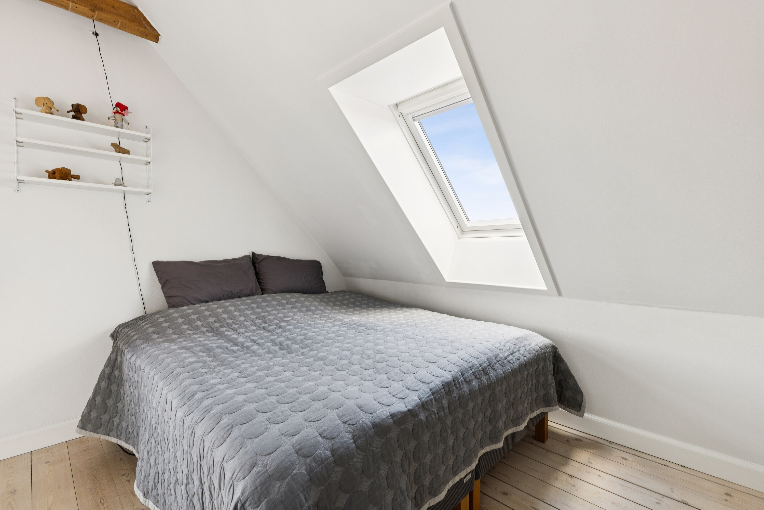 Fremhævet soveværelse billede i fuldskærmstilstand. Billede af Rolighedsvej 8, 4200 Slagelse