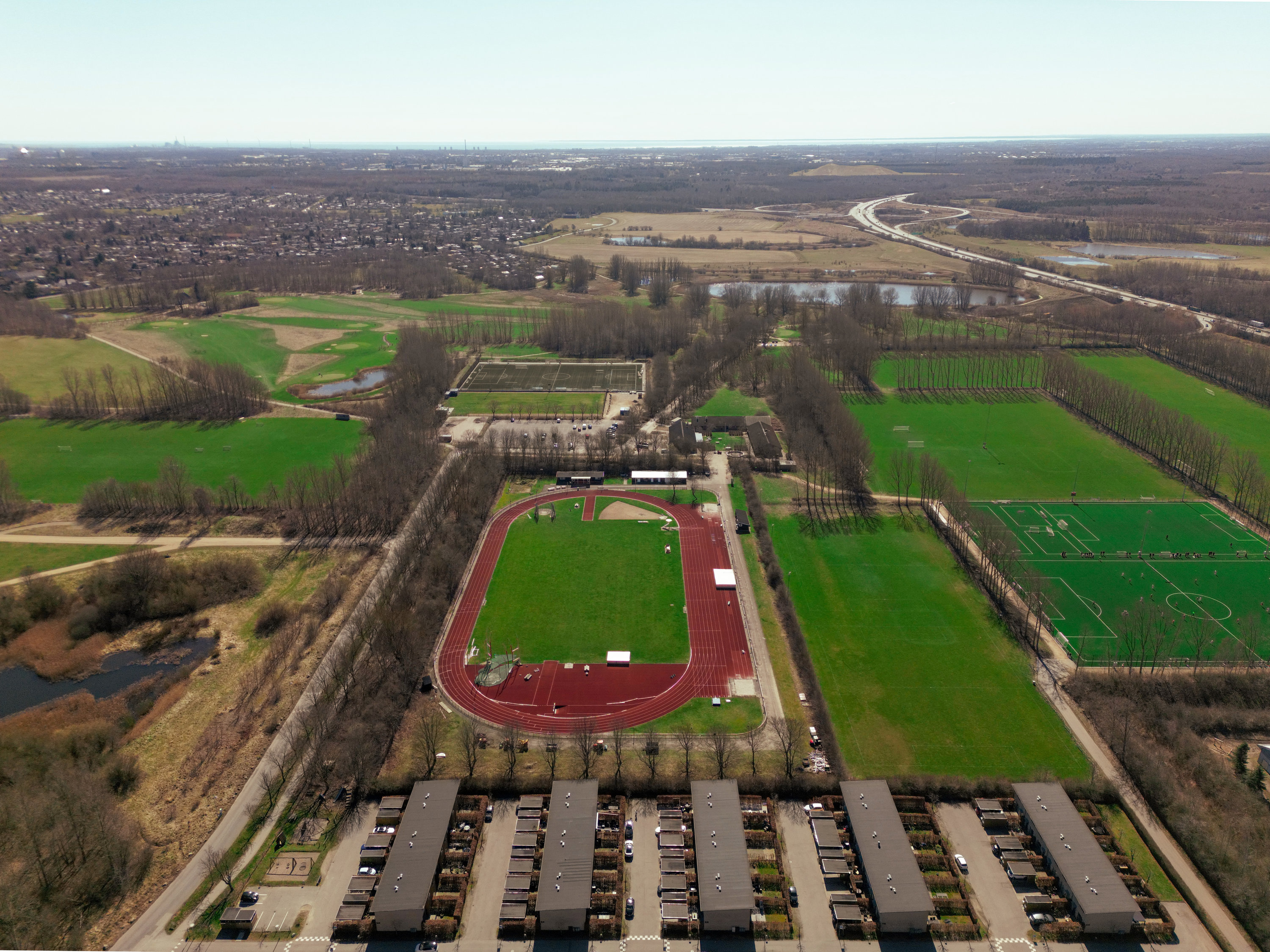 Fremhævet luftfoto billede i fuldskærmstilstand. Billede af Marbæk Park 35, 2750 Ballerup