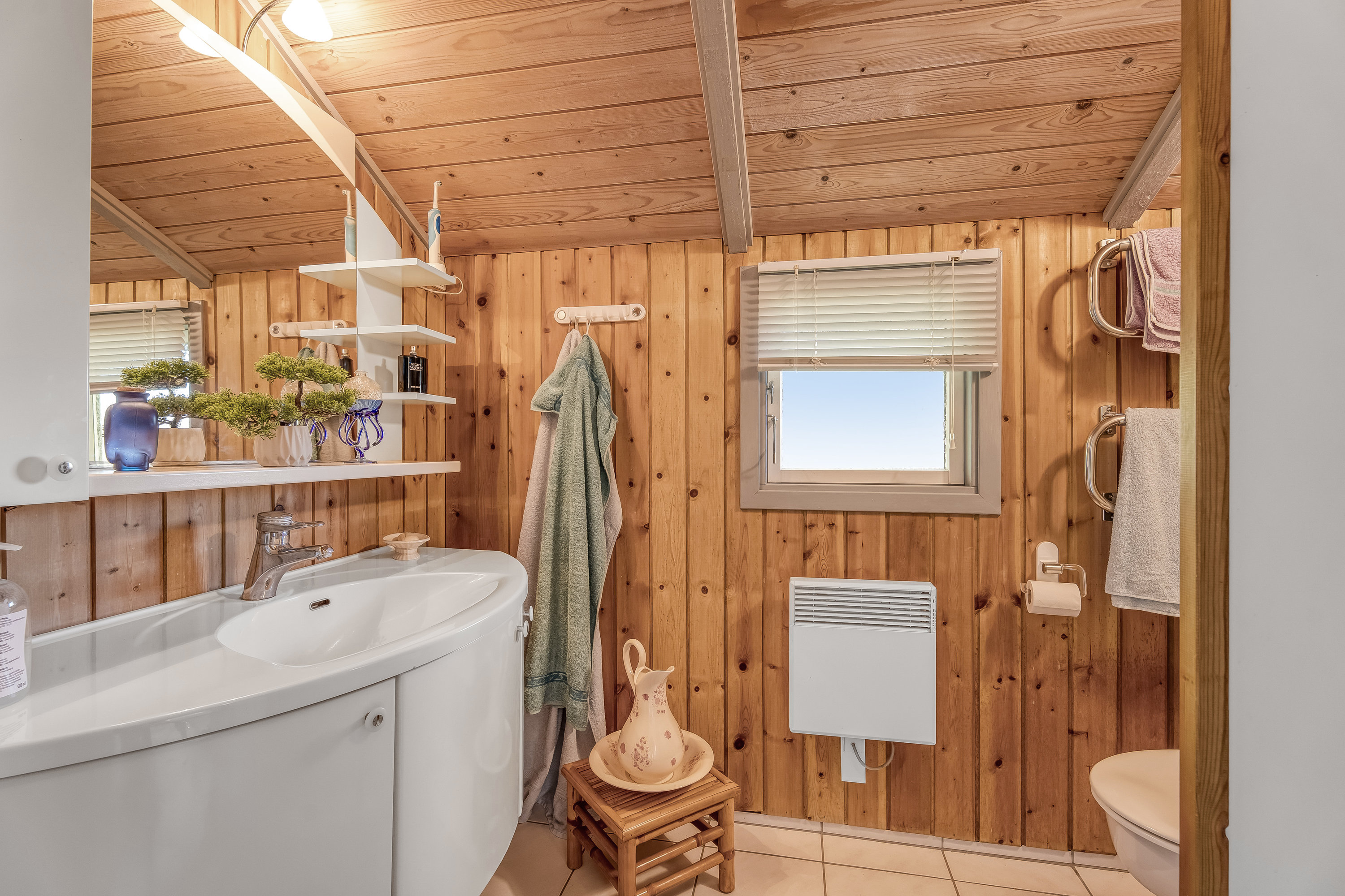 Fremhævet badeværelse billede i fuldskærmstilstand. Billede af Bolværksstræde 17, Hummingen, 4983 Dannemare