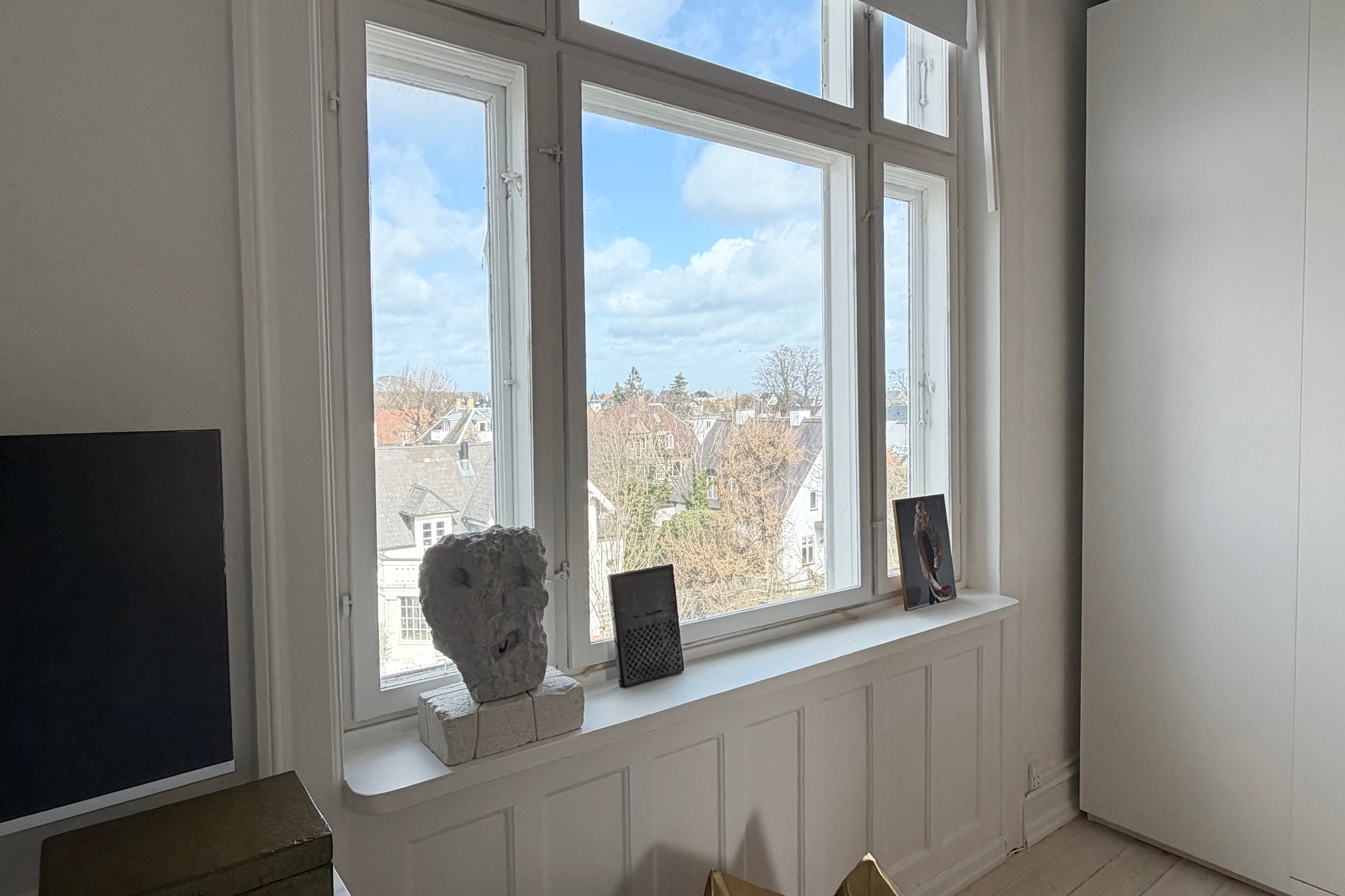 Fremhævet  billede i fuldskærmstilstand. Billede af Lille Strandvej 2C, 3. tv., 2900 Hellerup