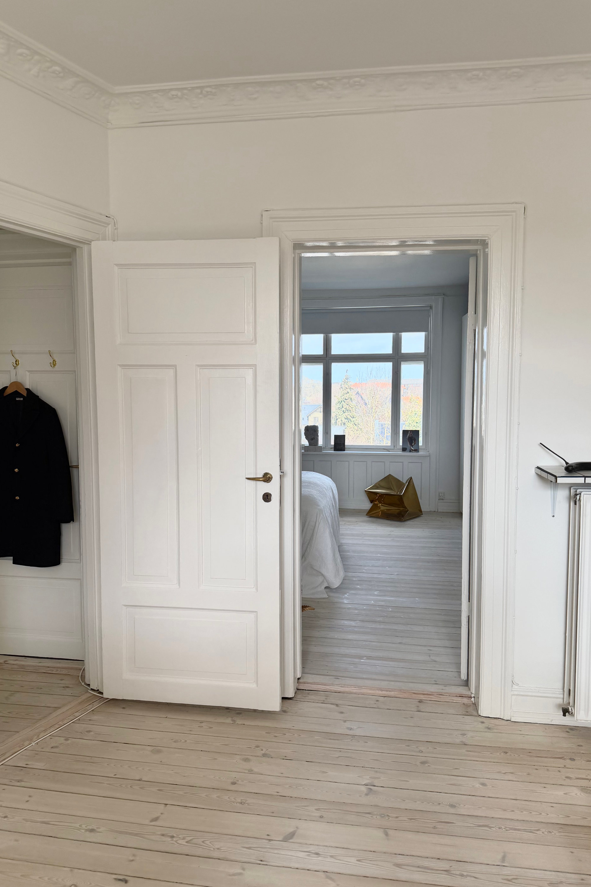 Fremhævet  billede i fuldskærmstilstand. Billede af Lille Strandvej 2C, 3. tv., 2900 Hellerup